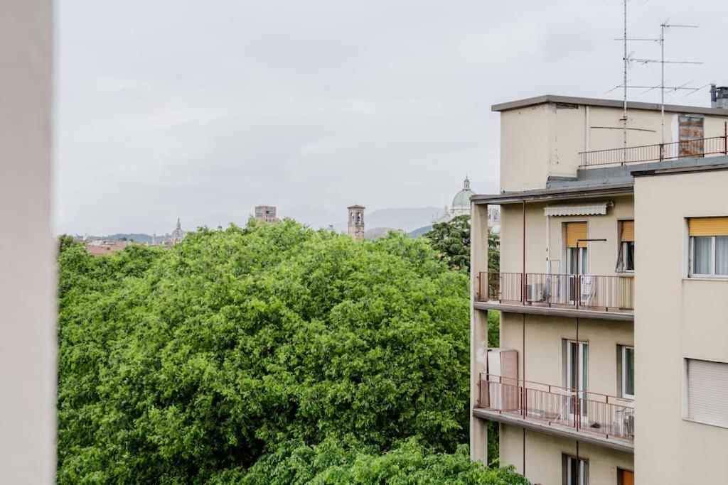 HOST4U - PETIT SUITE VITTORIA in Brescia City Center view 2