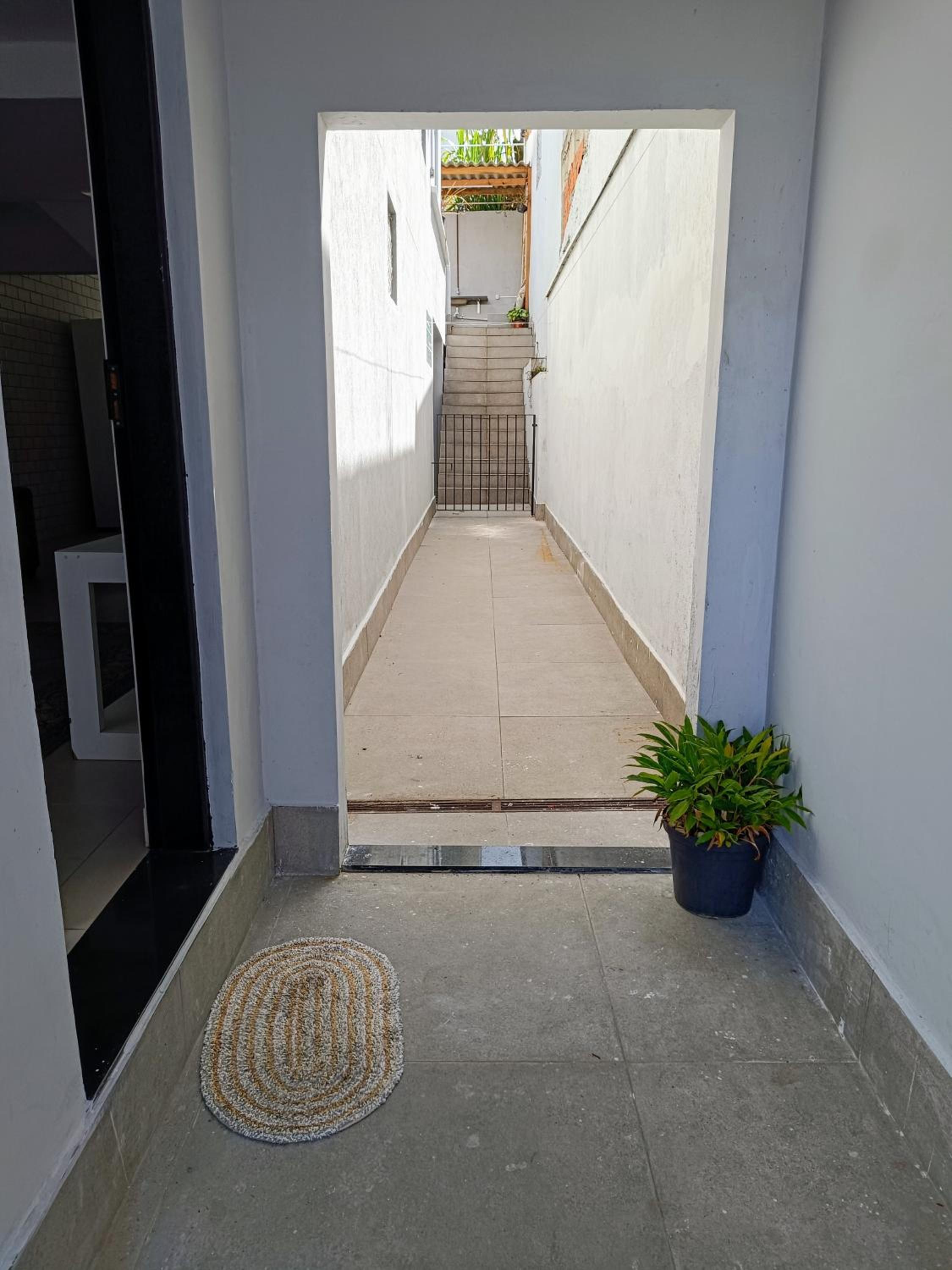 Quarto feminino, Open house