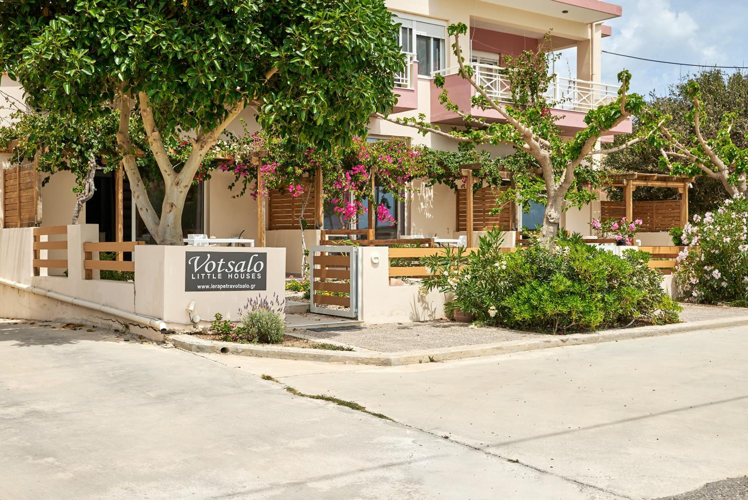 Hotel Votsalo - Image 1