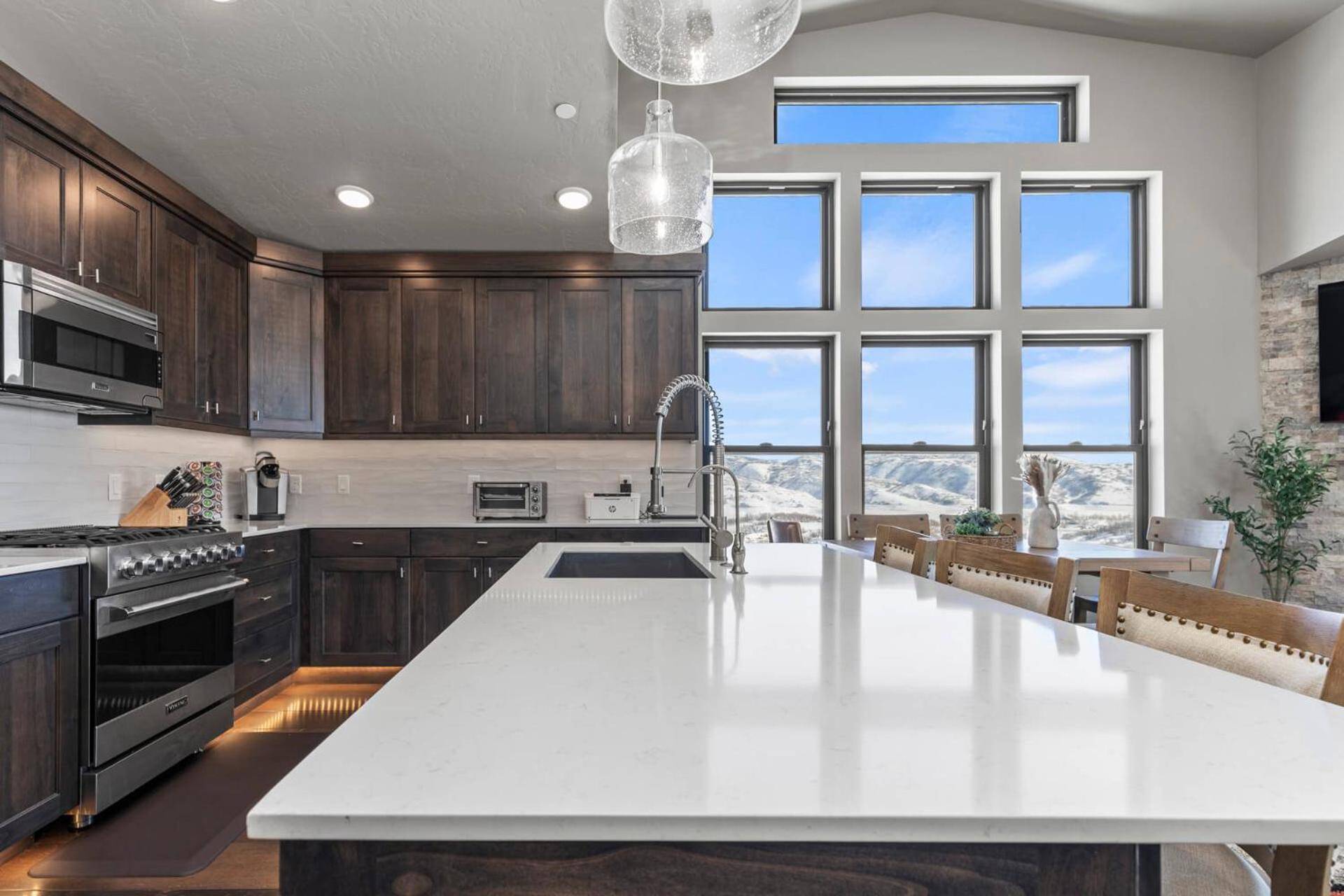 Mayflower Lakeside 303-21 by Moose Management view 3