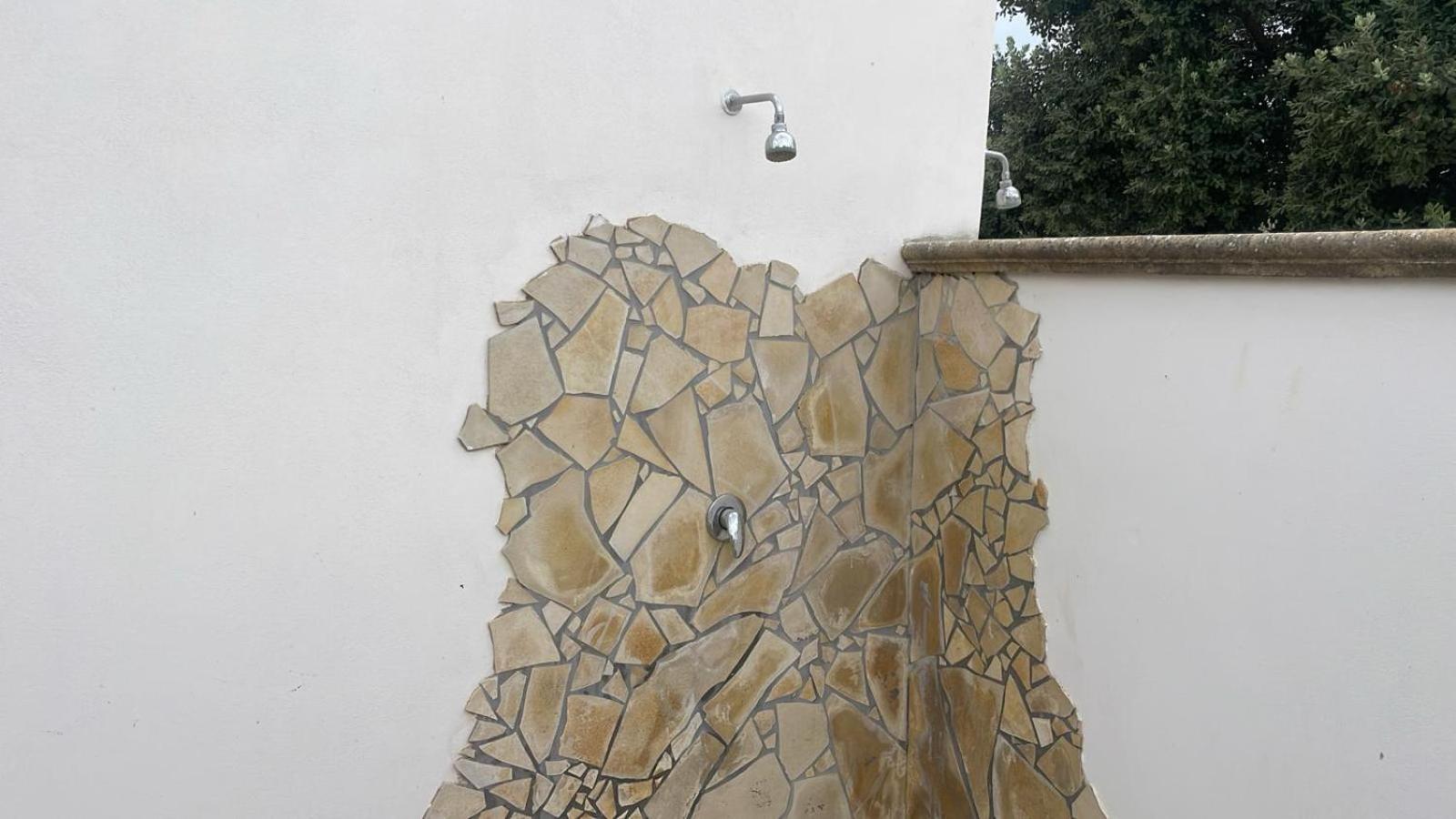 Photo 33