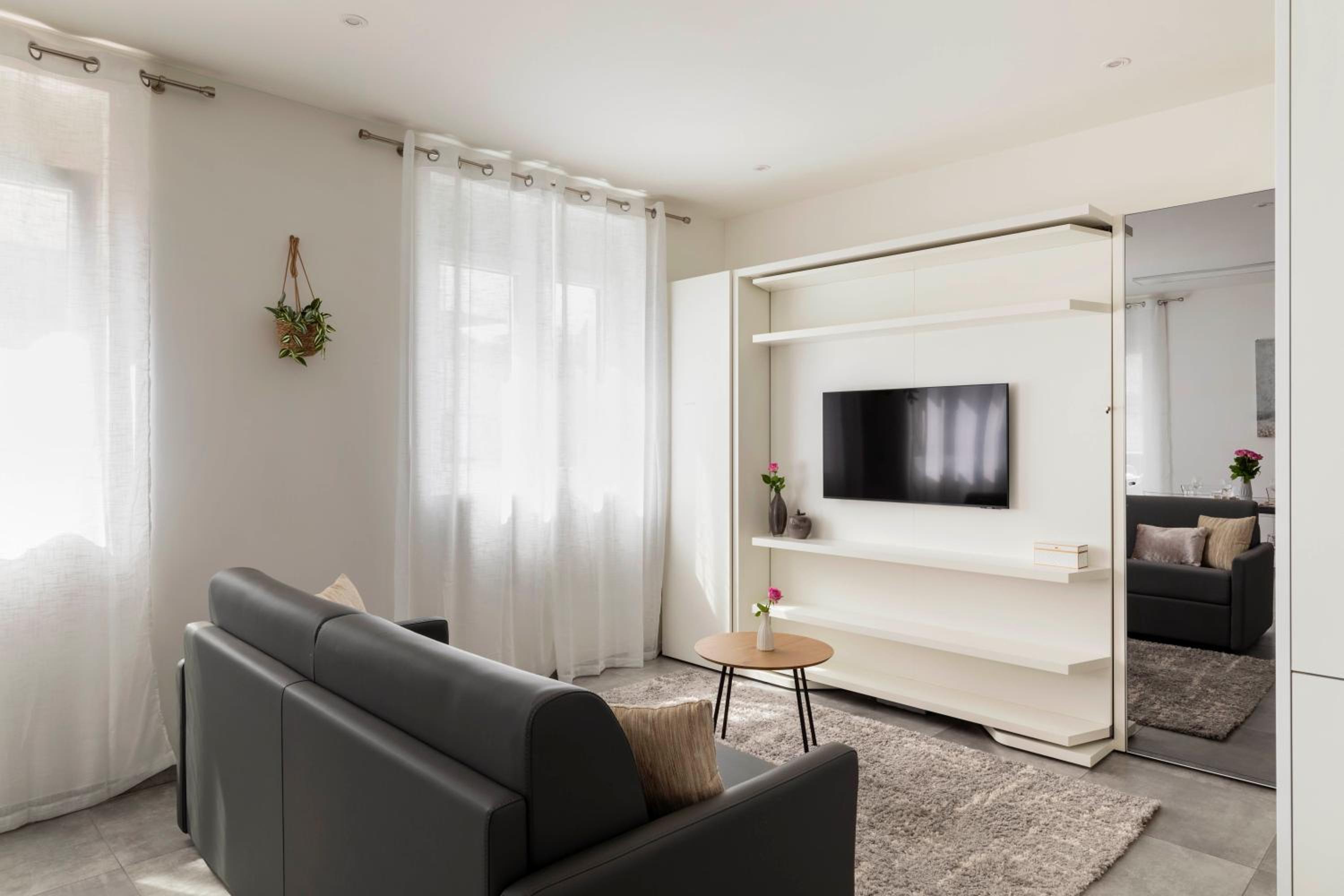 Lugano Superior Suites - Free Parking