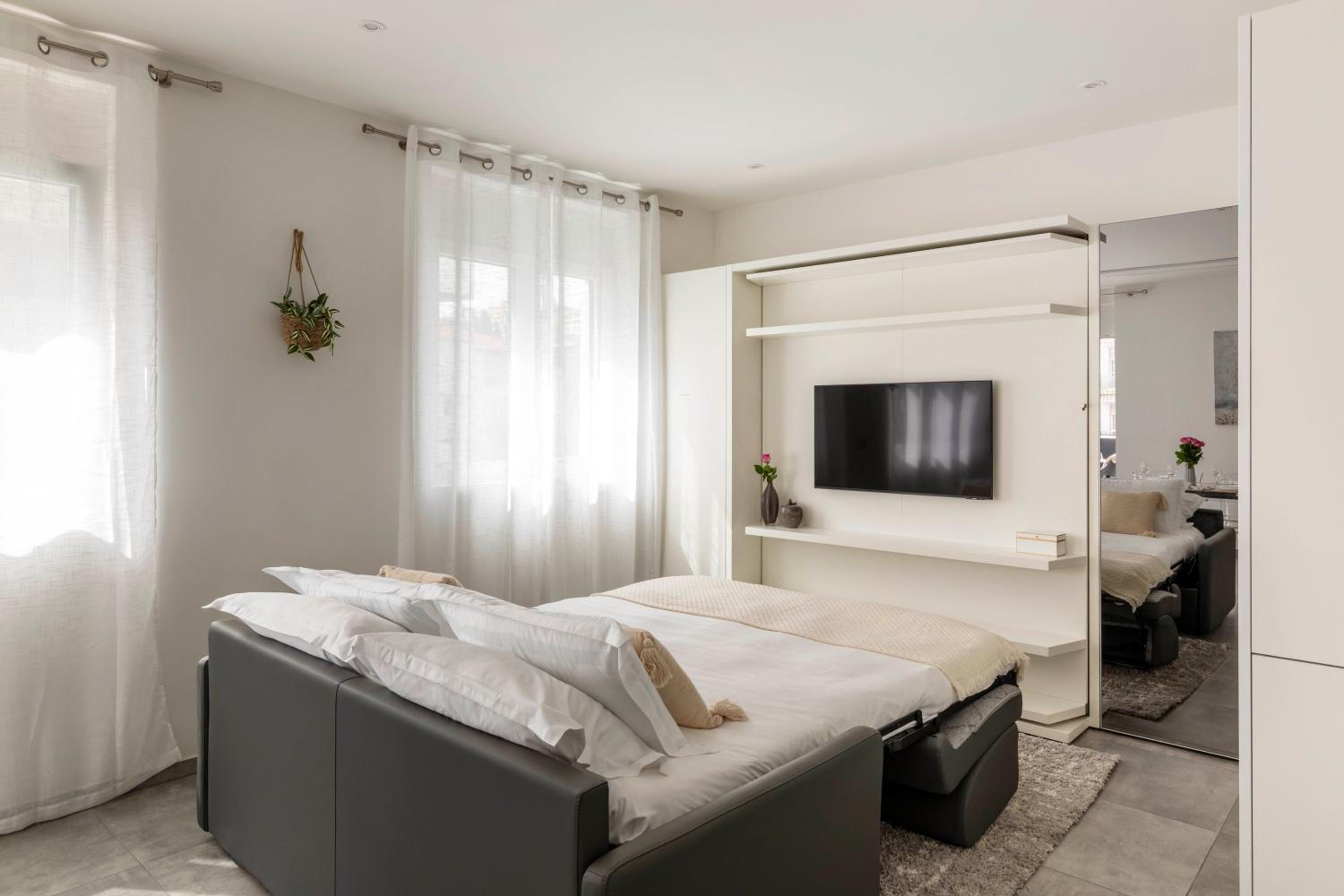 Lugano Superior Suites - Free Parking