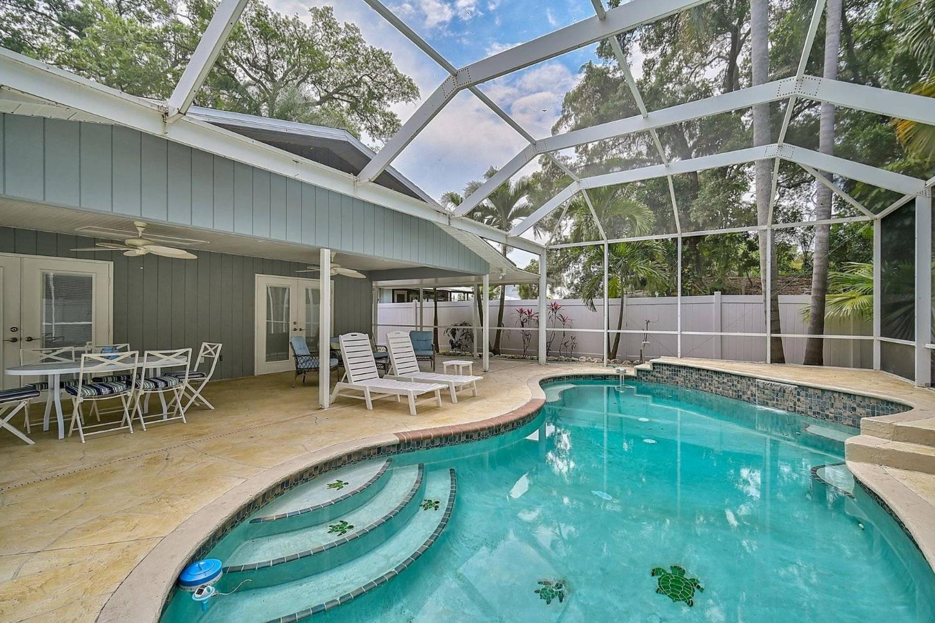 Manatee Cottage