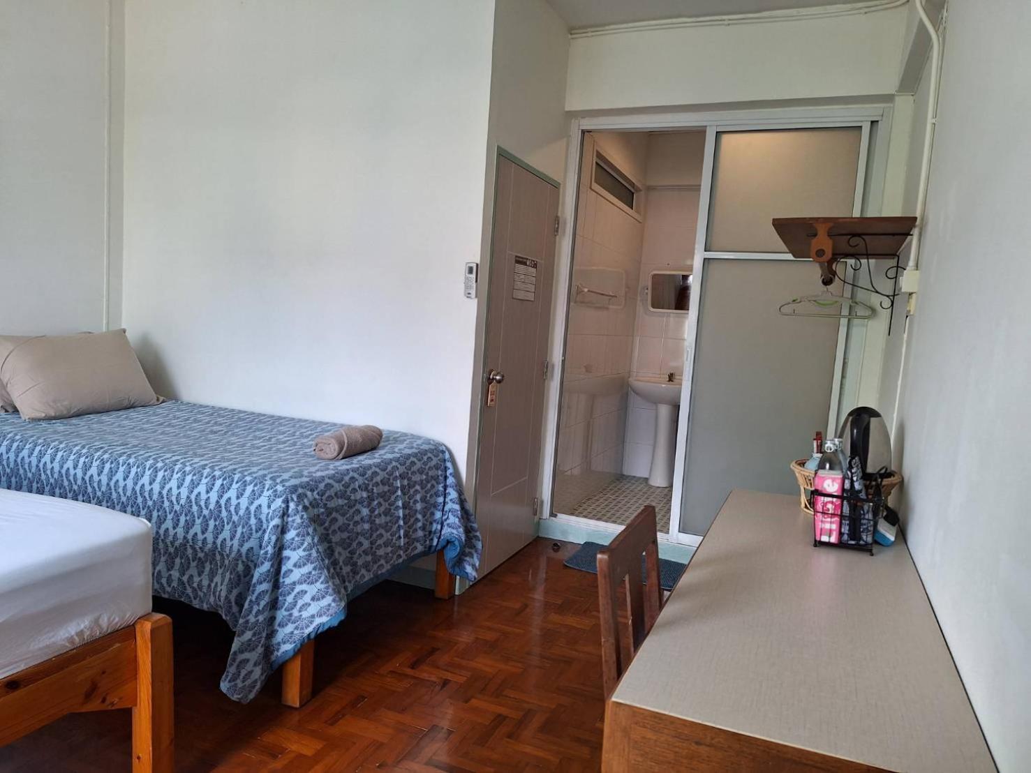The Commonroom CNX