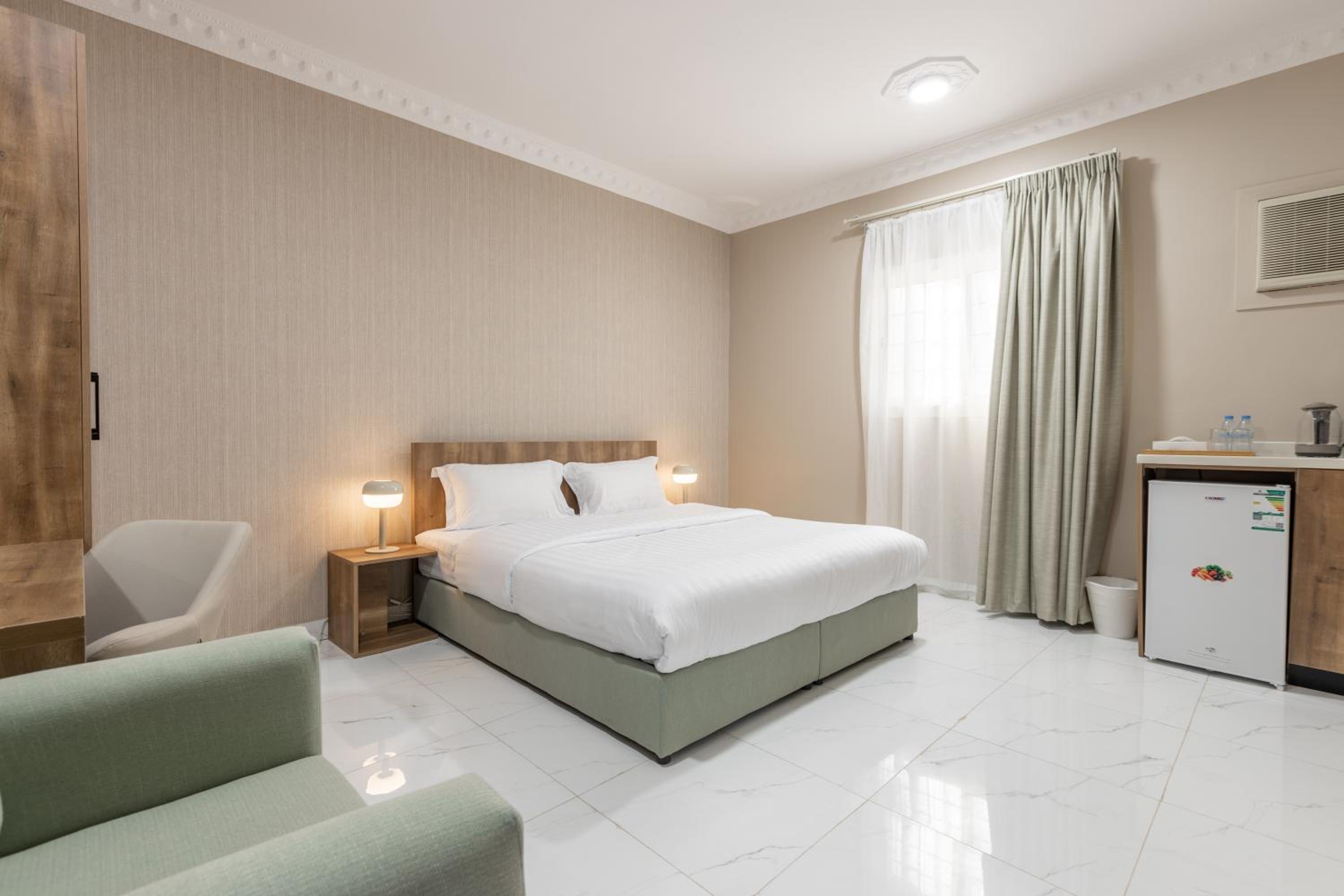 Al-Rajhi Luxury Modern Flats view 5