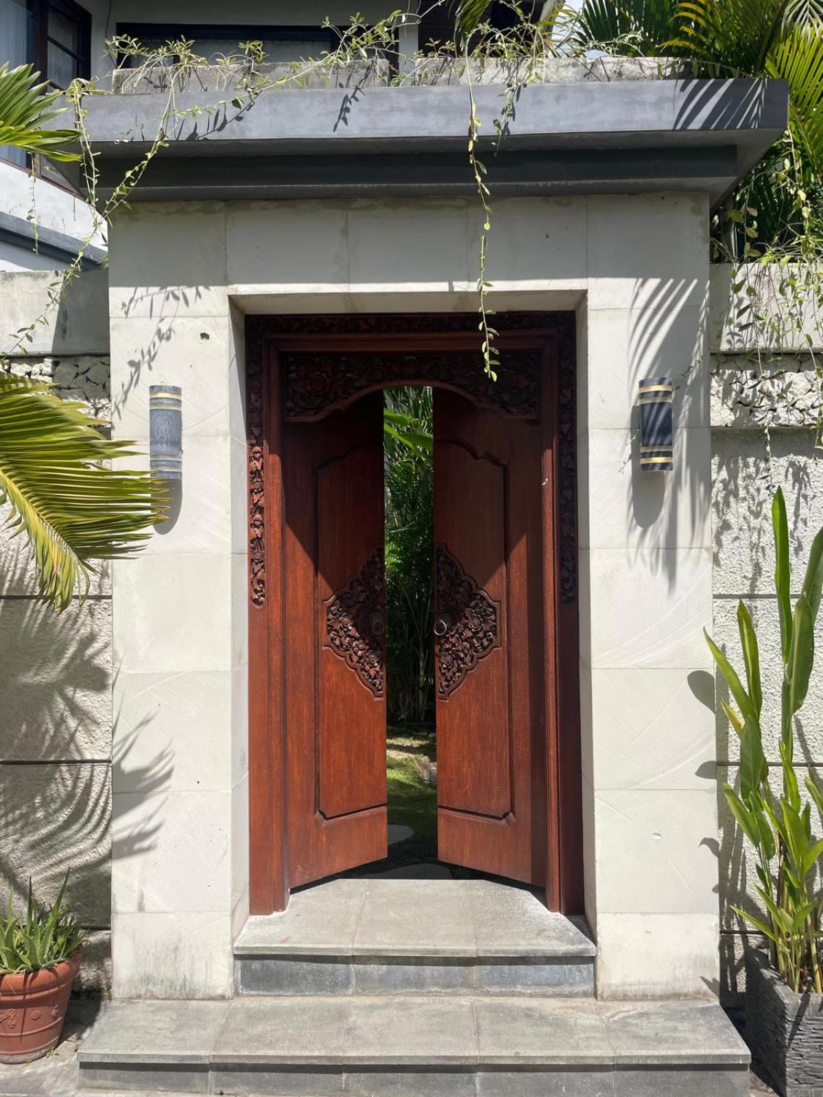 Langikula Villa Seminyak Bali