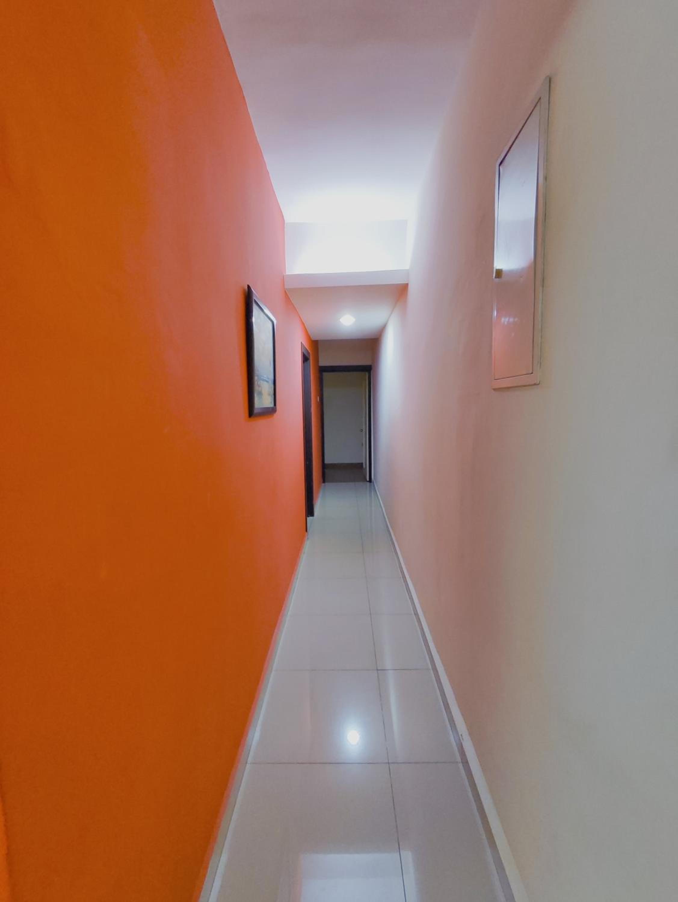 AJ-HOME Fahrenheit 88 Pavillion Bukit Bintang 8pax