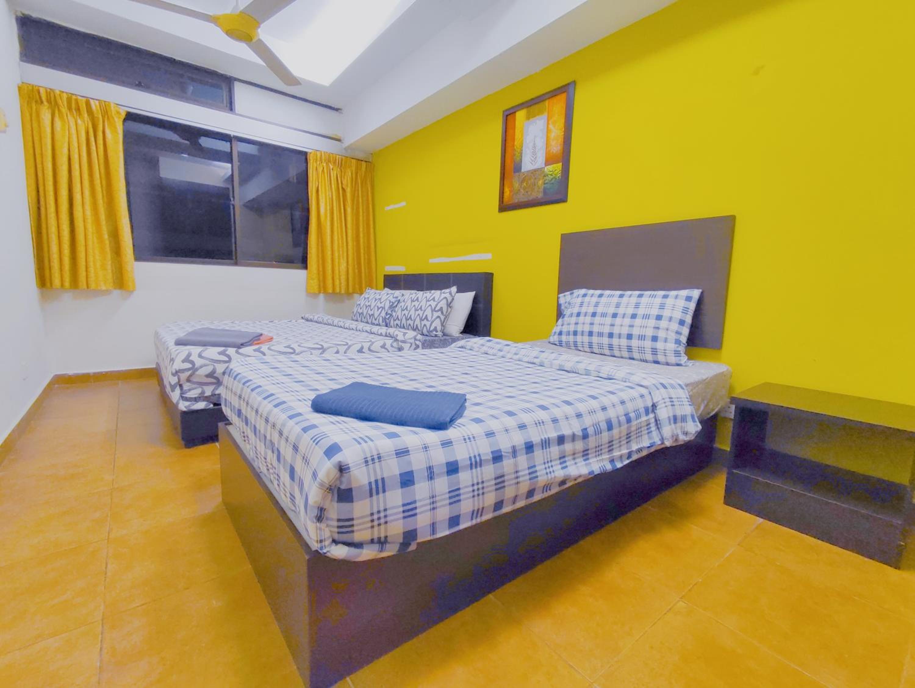 AJ-HOME Fahrenheit 88 Pavillion Bukit Bintang 8pax