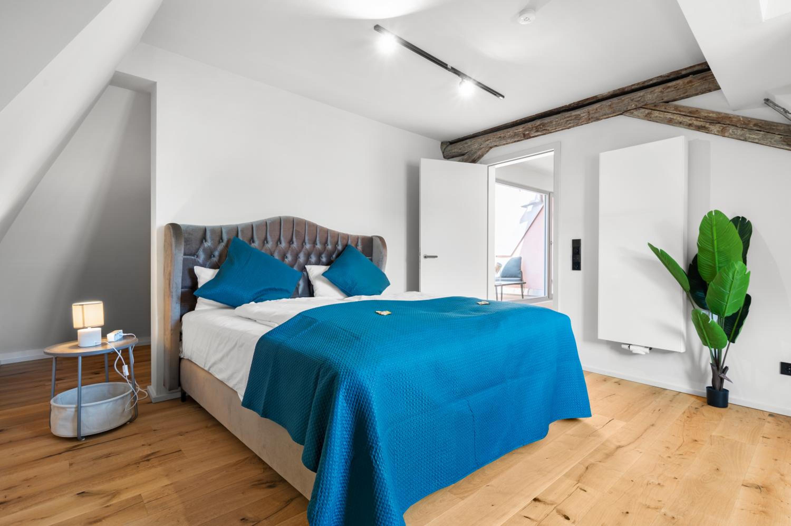 LiT LiVING Grünstadt - Luxury- style Boutique Apartments