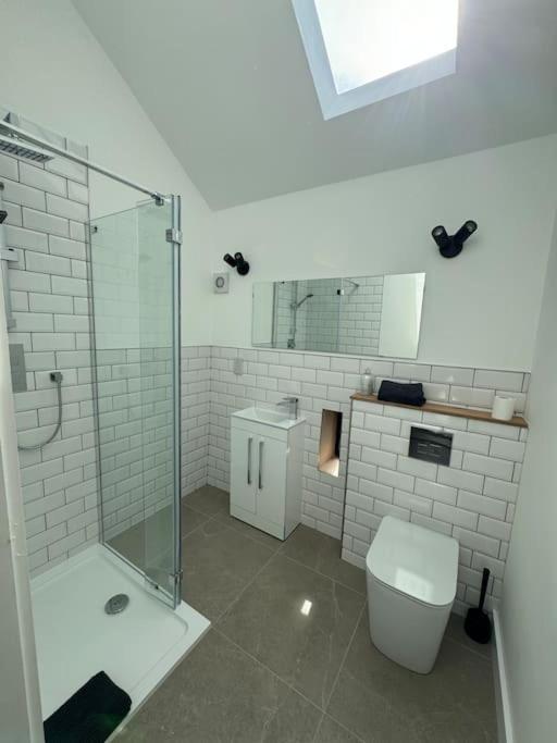 The Hayloft, Modern 4 Bed, 8 person, Barn Conversion in a Rural Location with Great Access & Hot Tub view 4