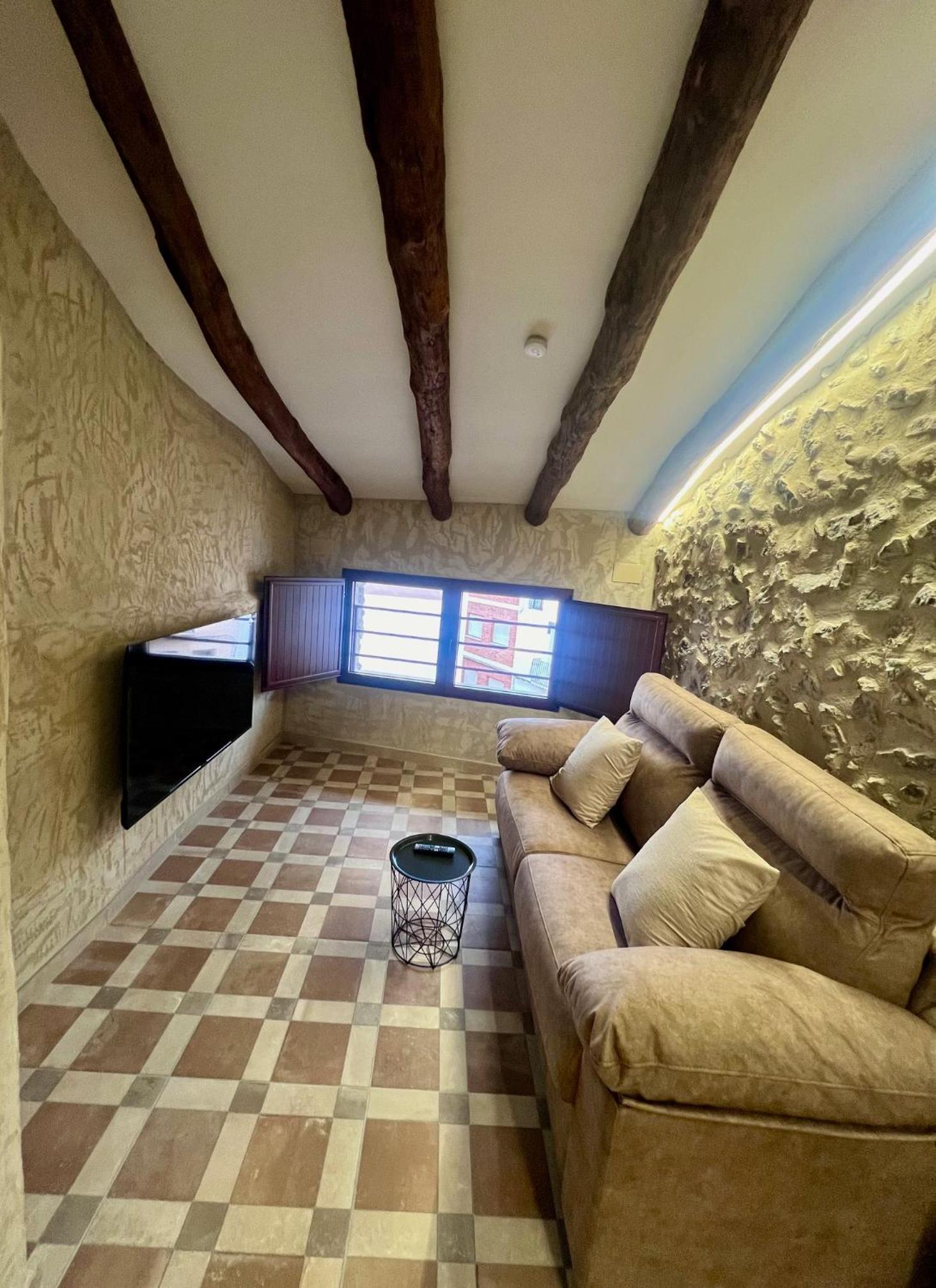 Casa Raquel Montanejos