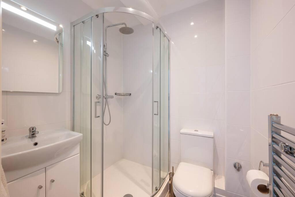 4 Bedroom House With Home Gym - Behind V&A Museum
