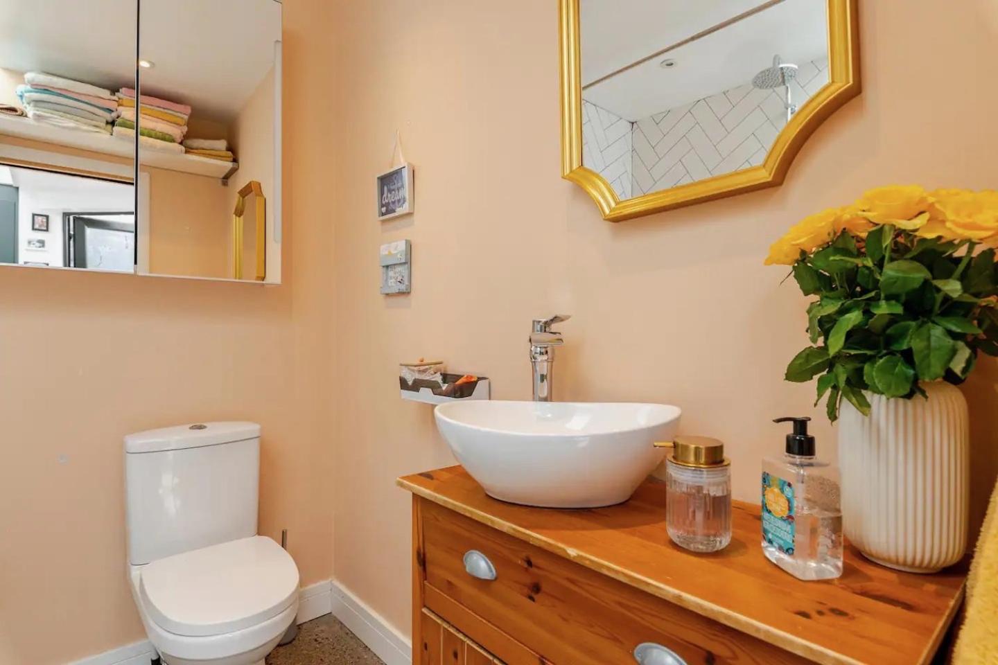 Cozy room in Stoneybatter, Dublin
