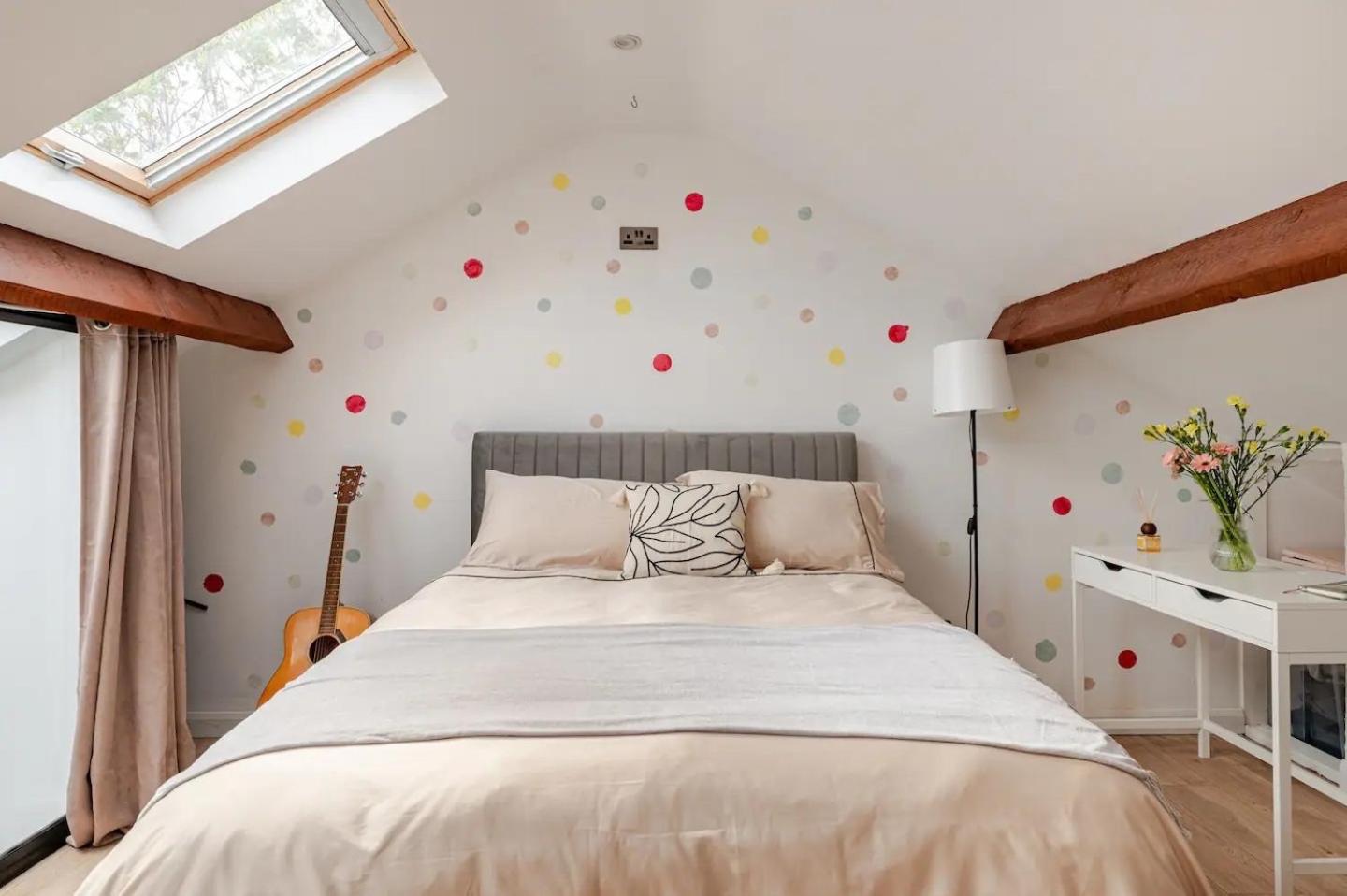 Cozy room in Stoneybatter, Dublin