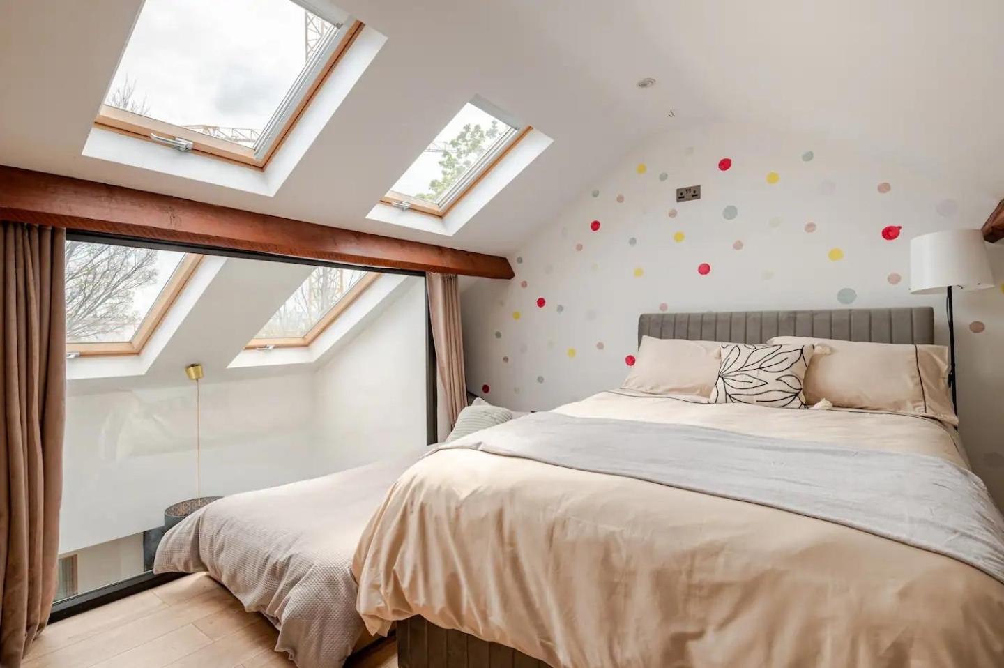 Cozy room in Stoneybatter, Dublin