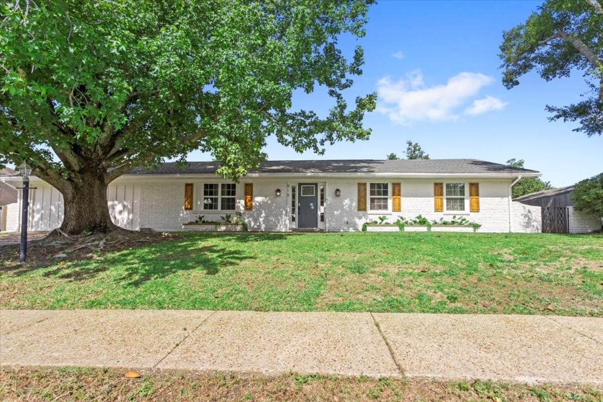 Ranch Home Gem 5BR Home Sleeps 12 with Game Room view 2