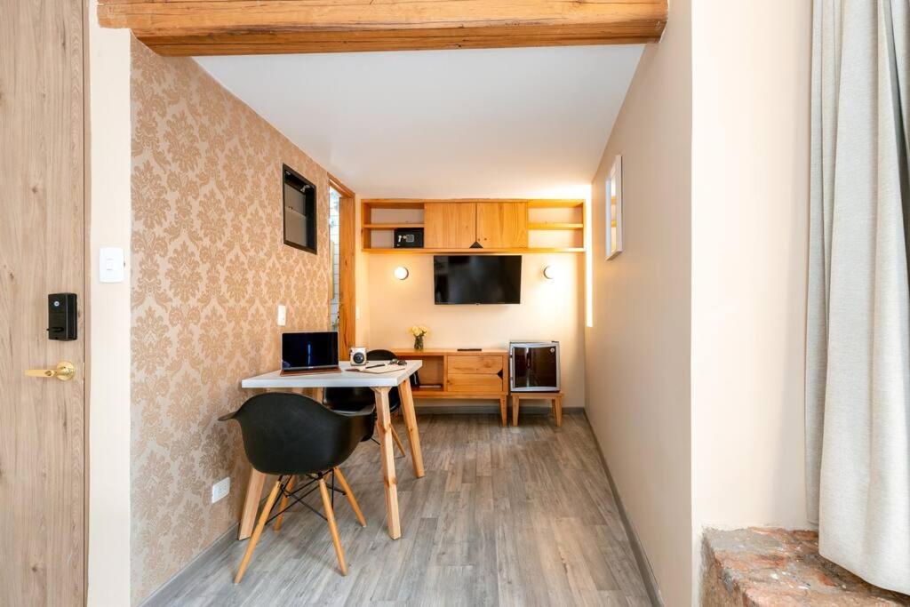 AVJ4B - Increíble Habitación con Calefacción en La Candelaria!