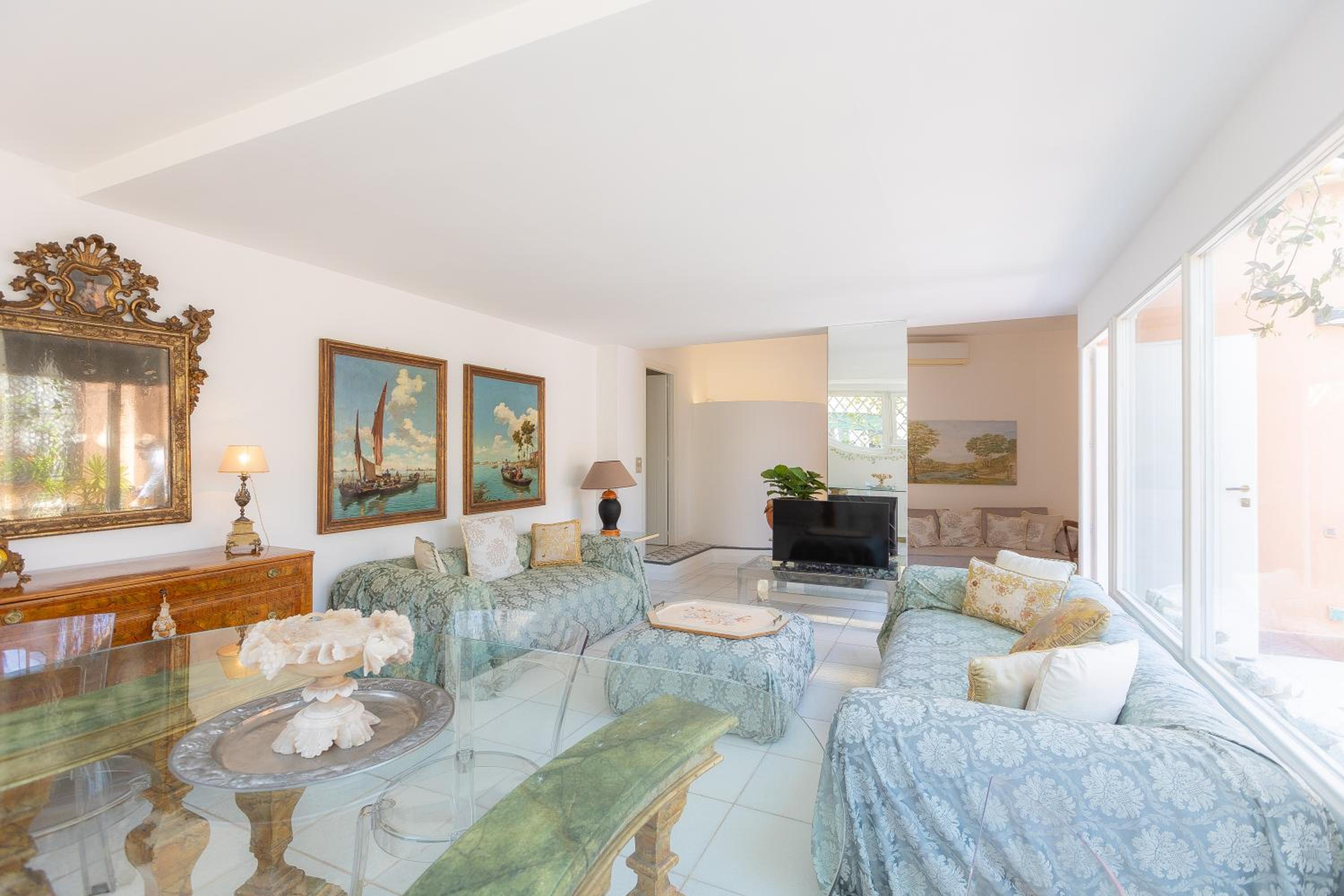 Tre Lune Penthouse by Rental in Roma
