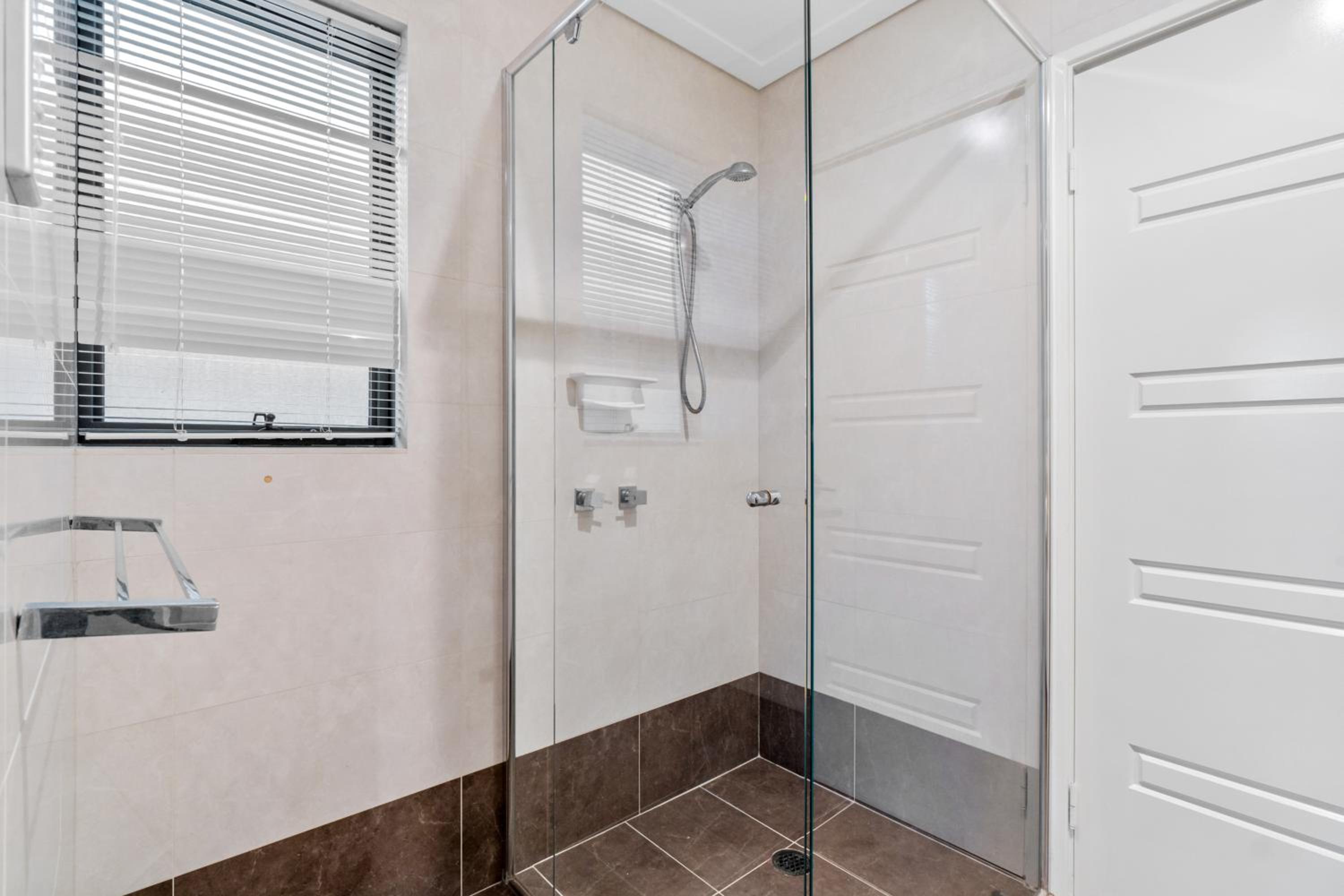 Beachside Bliss 1BR Mindarie