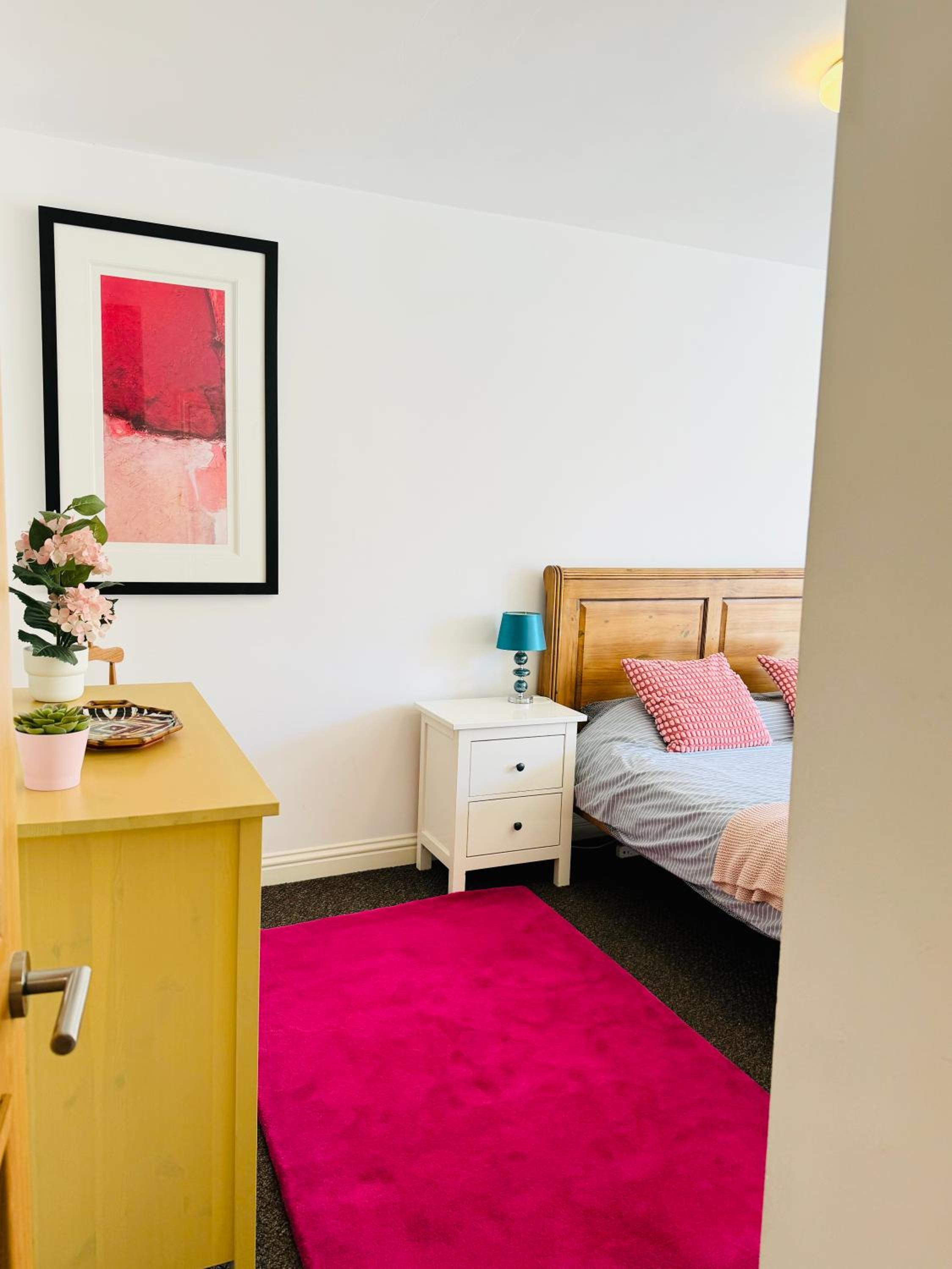 Hastings Vacations - Modern house in central St Leonards - Property Image 1
