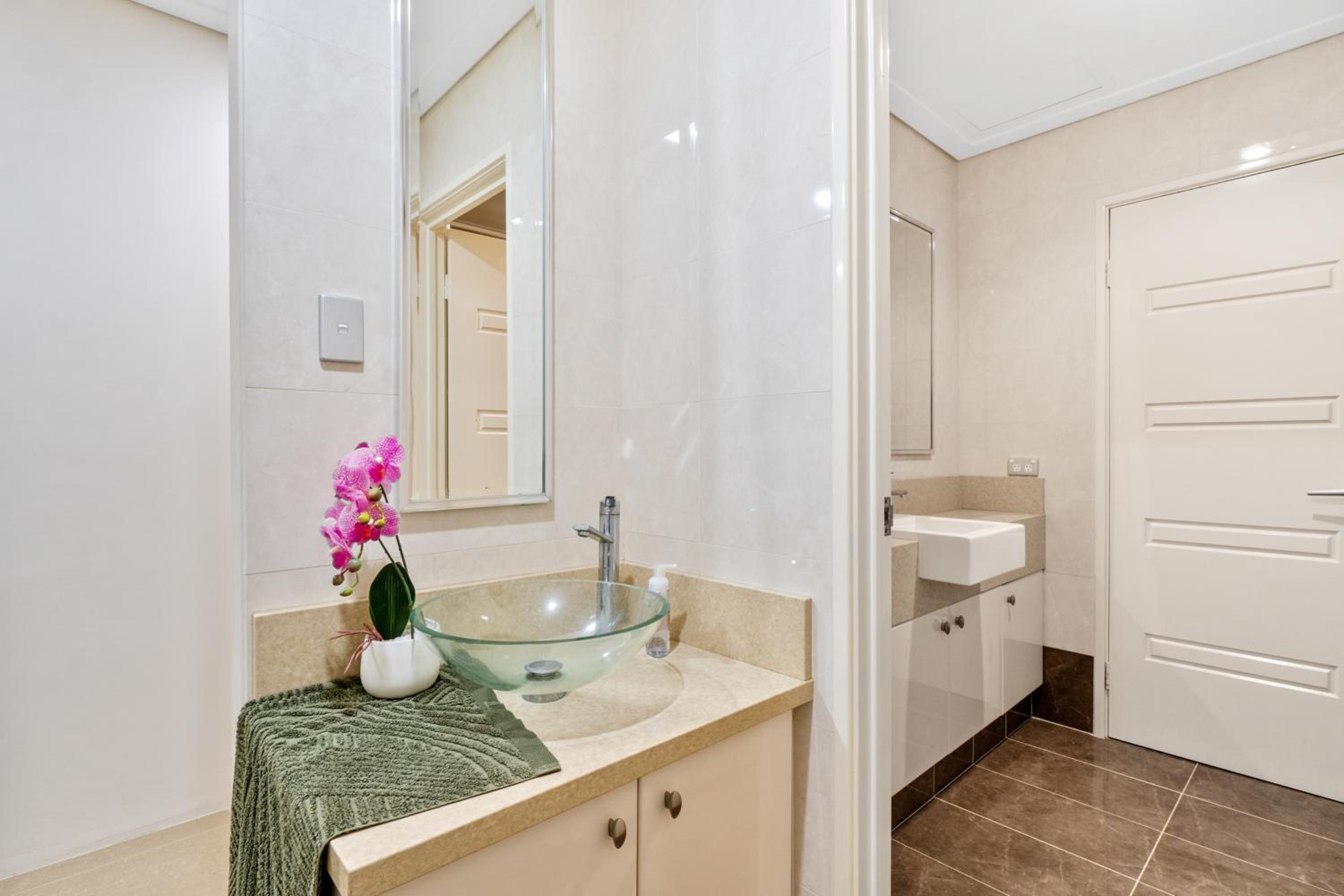 Beachside Bliss 1BR Mindarie