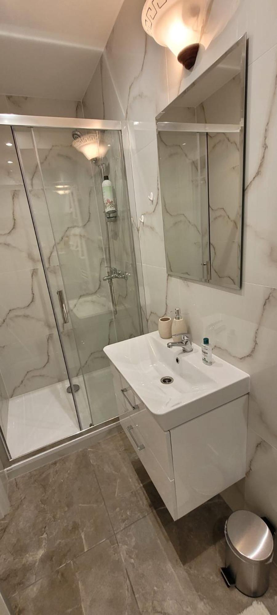 RAUM-Viktoria apartman
