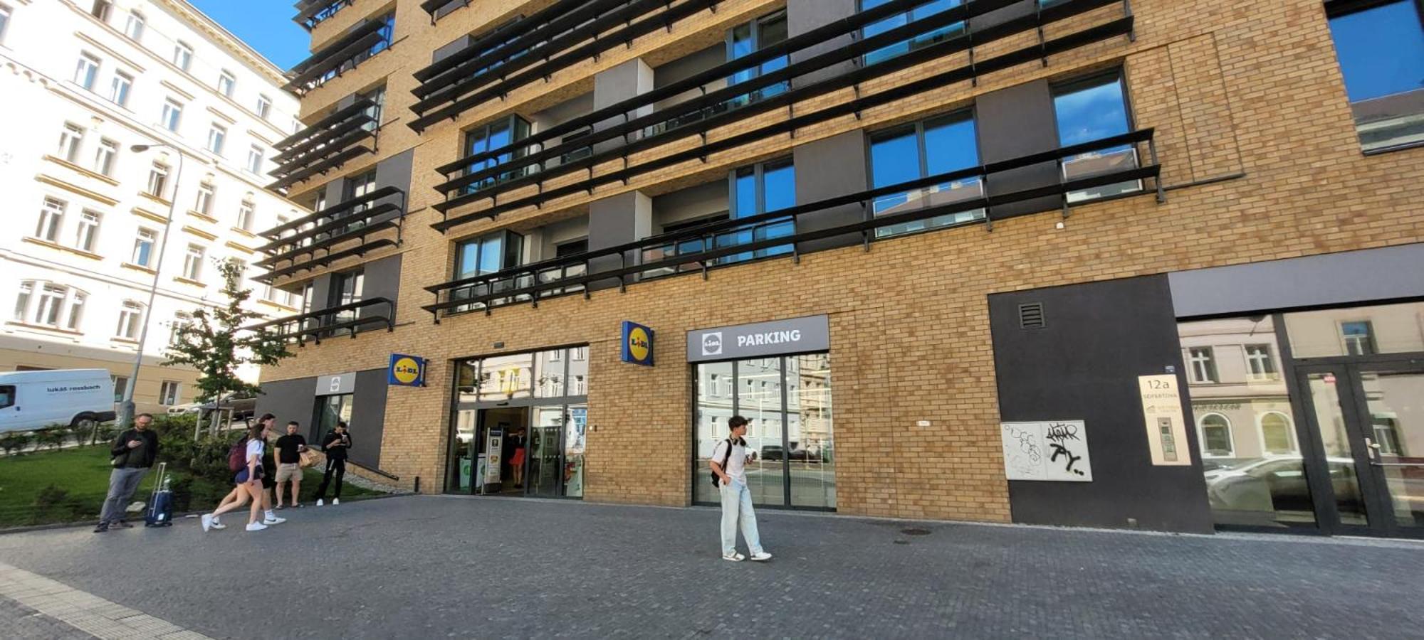 RAUM-Viktoria apartman