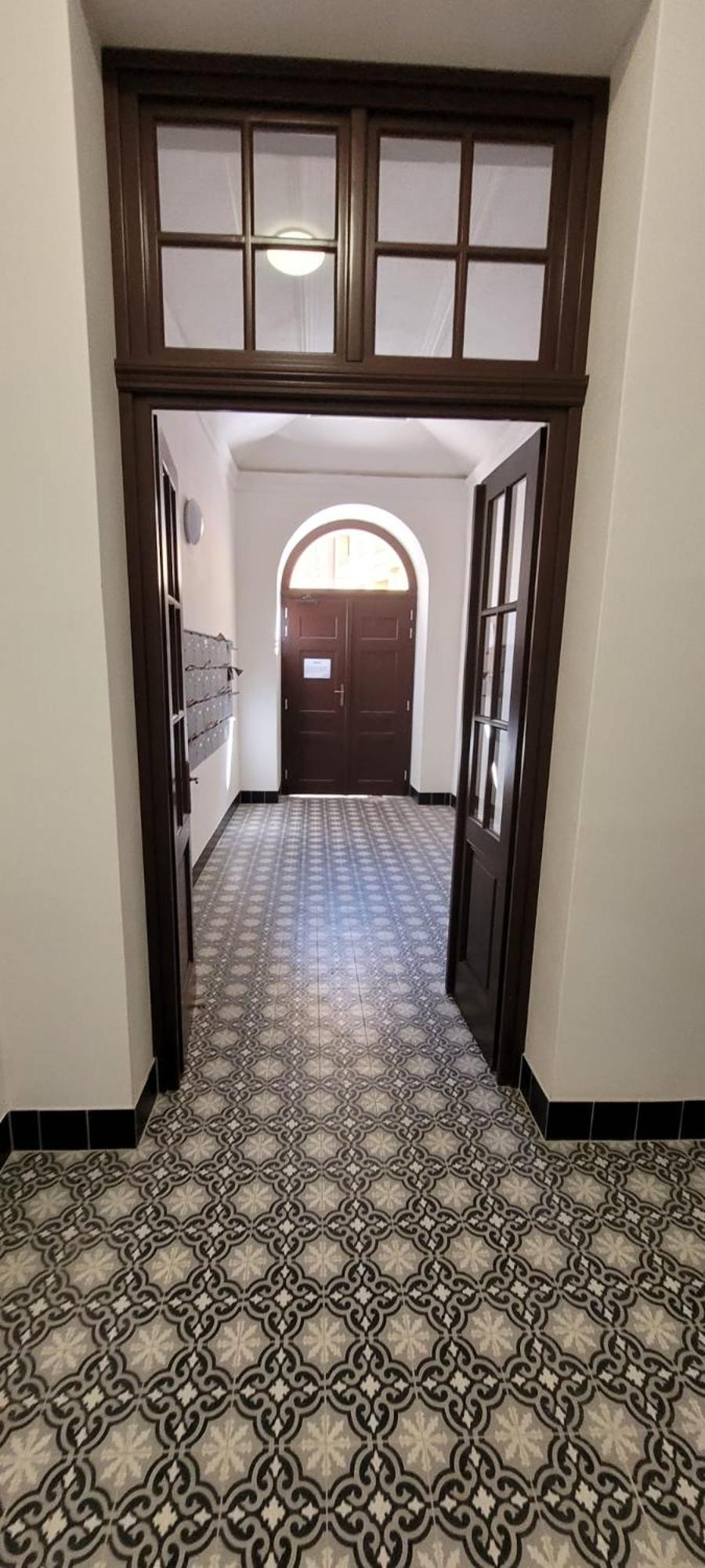 RAUM-Viktoria apartman