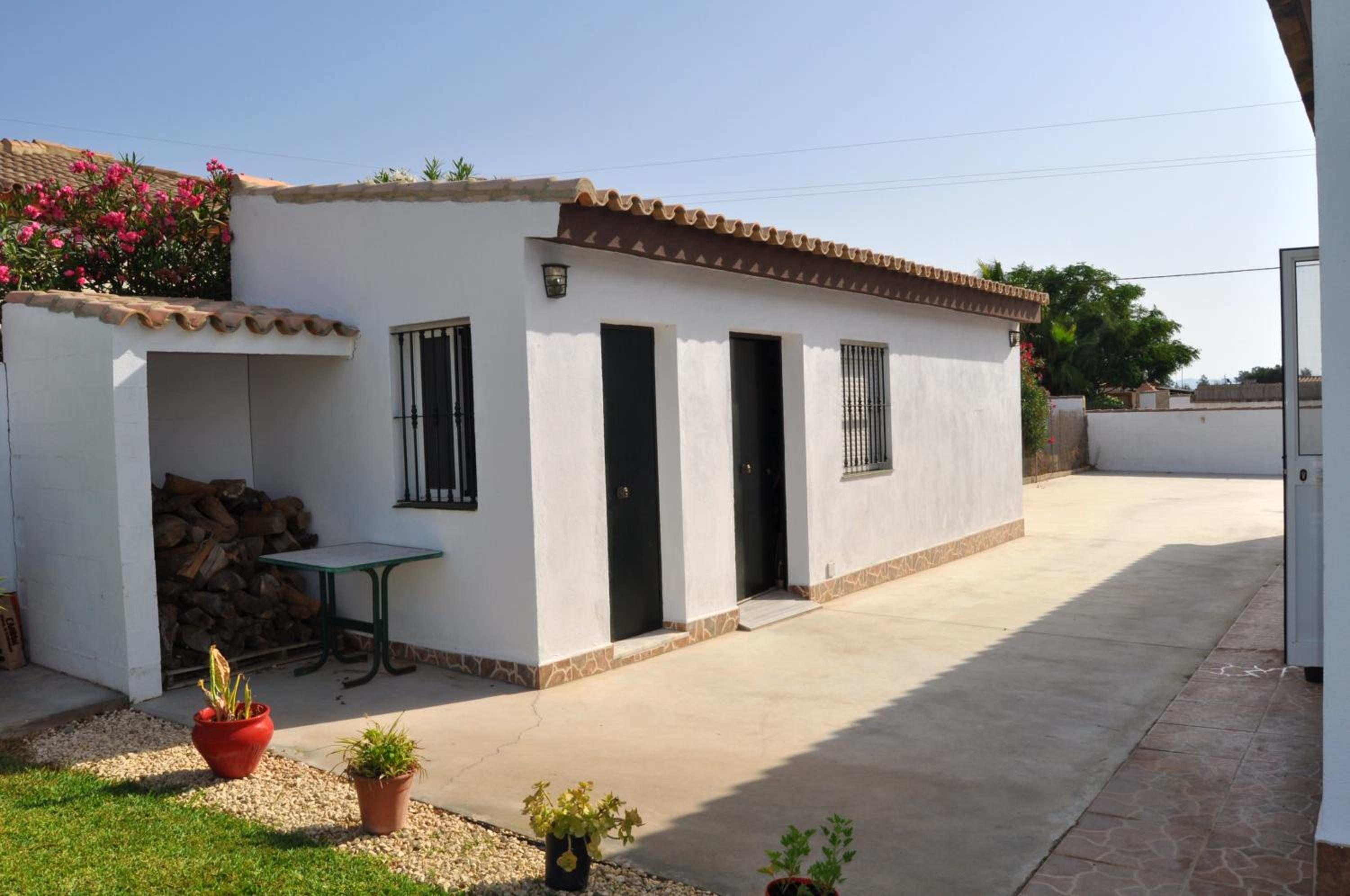 Charming villa in Chiclana de la Frontera with private pool