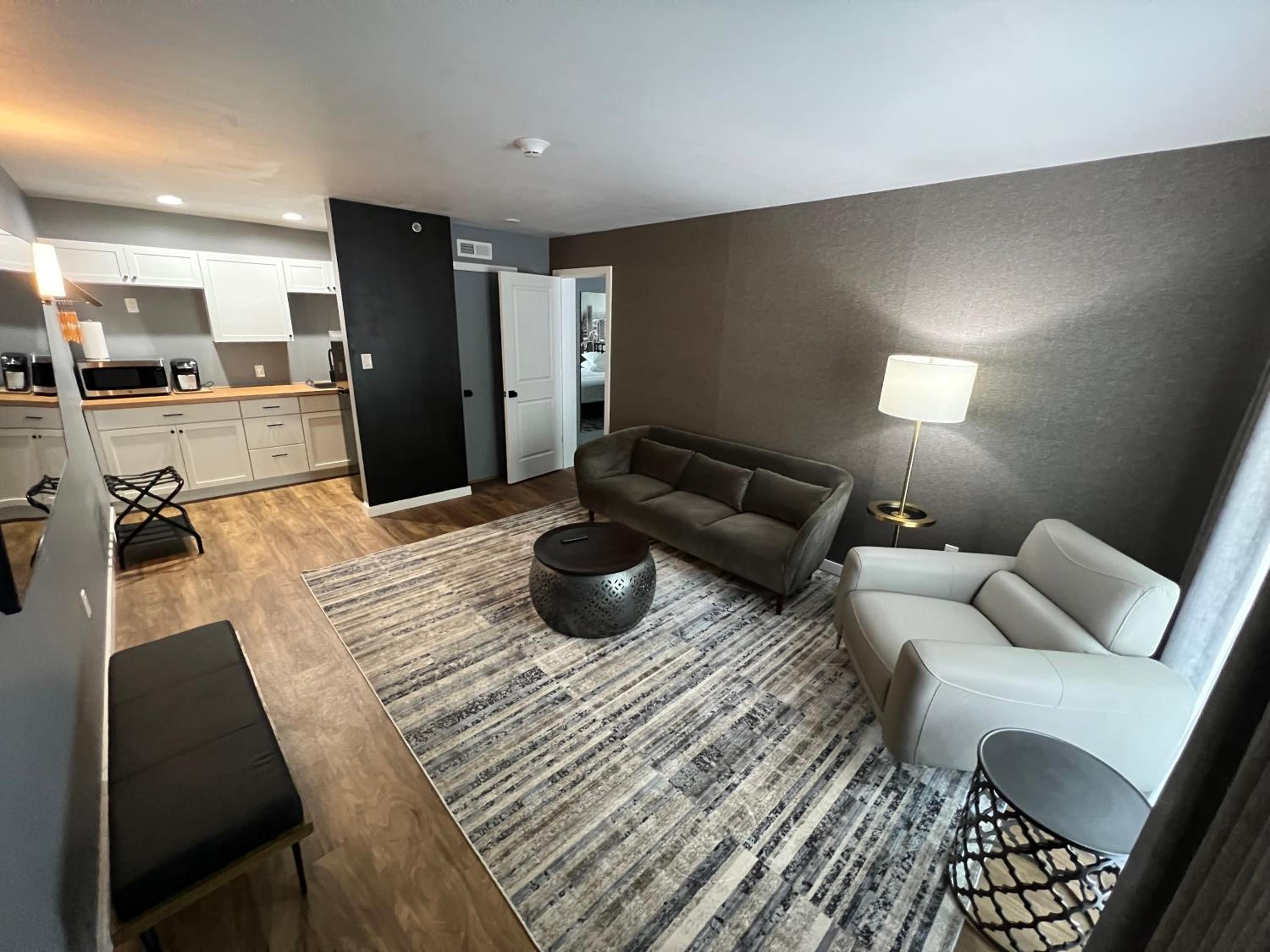 Lighthouse Suites