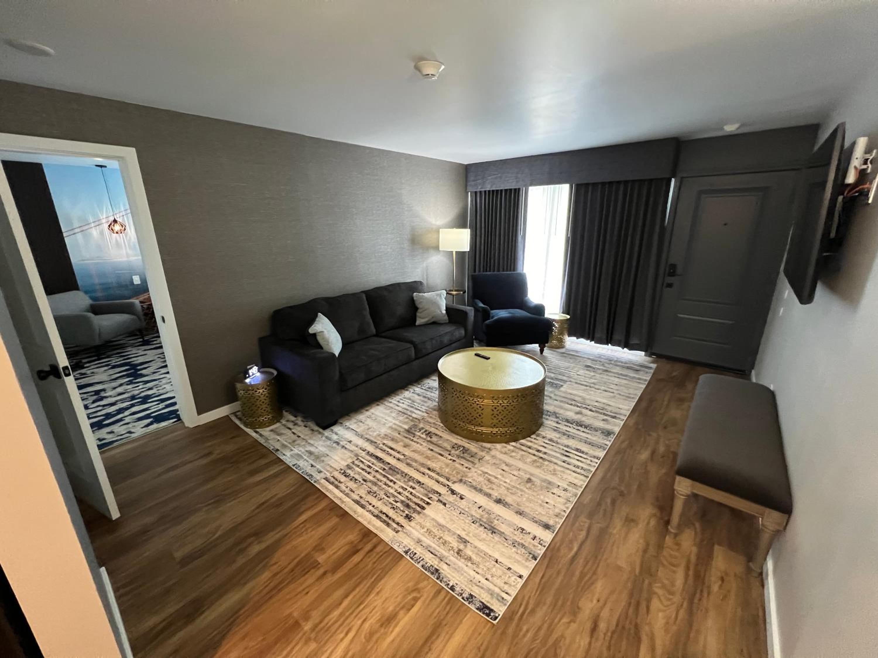 Lighthouse Suites