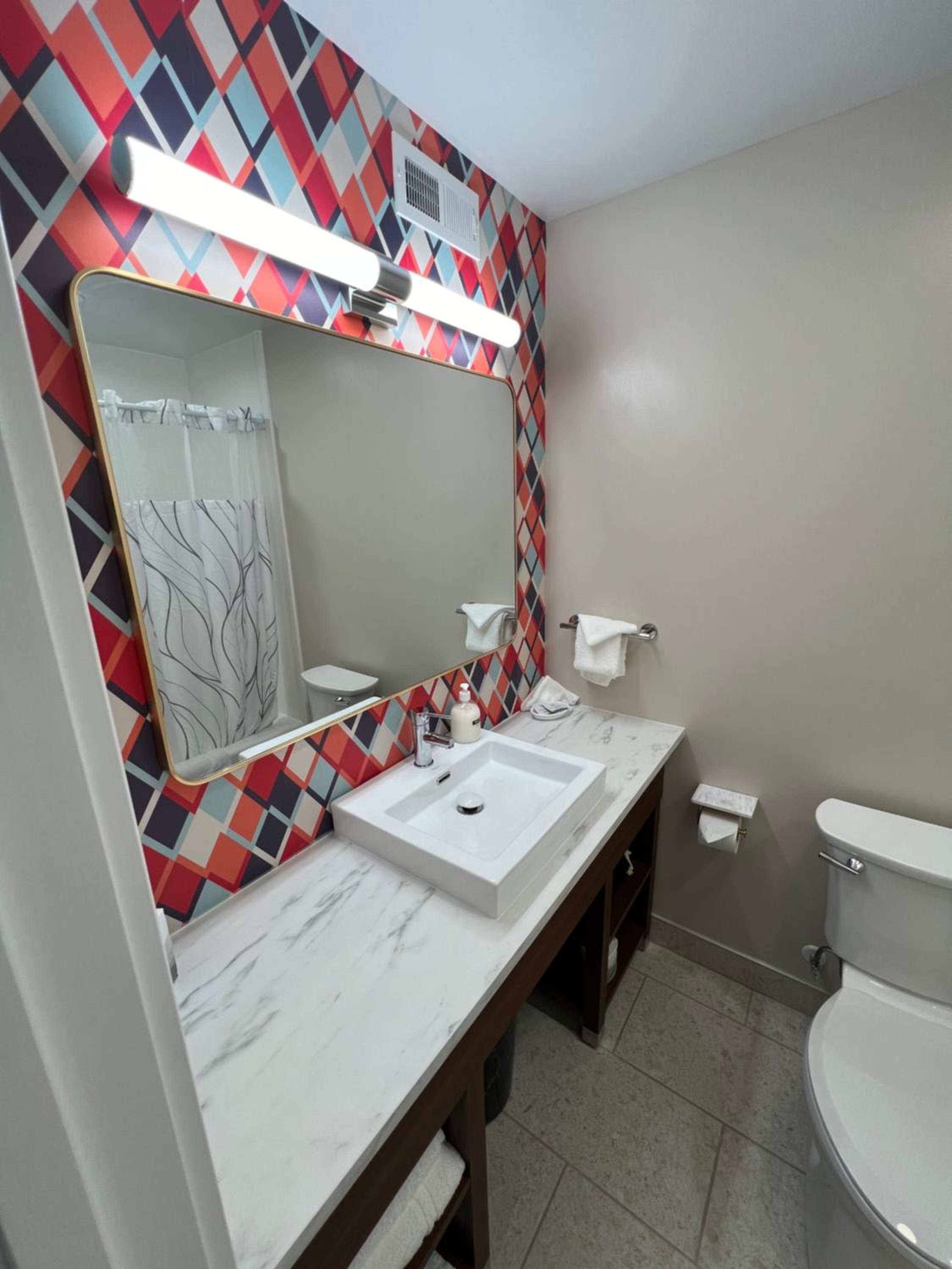 Lighthouse Suites
