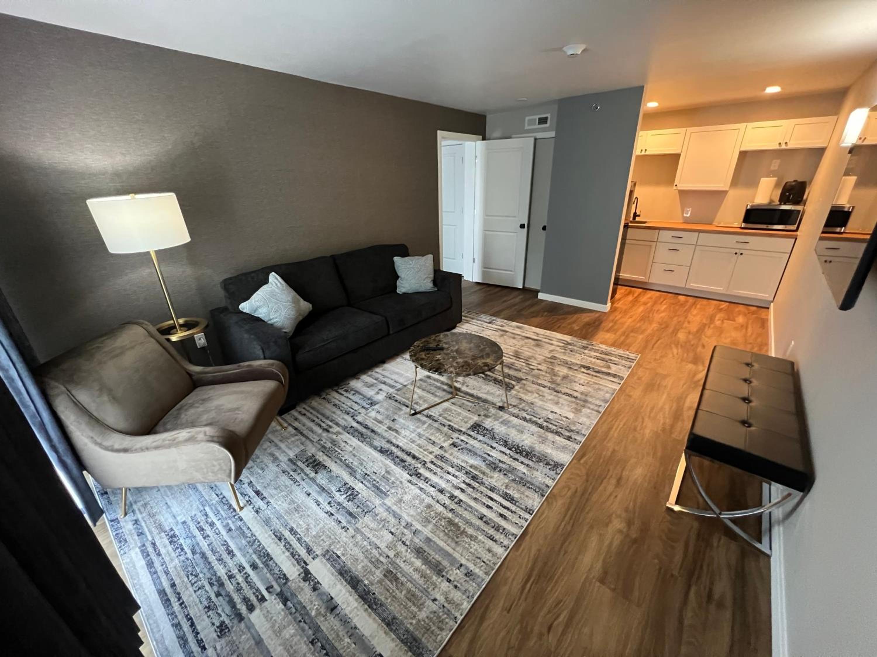 Lighthouse Suites