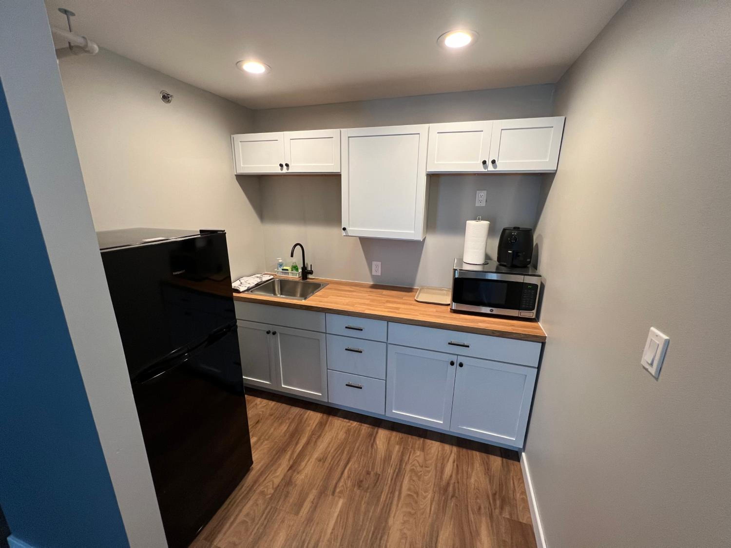 Lighthouse Suites