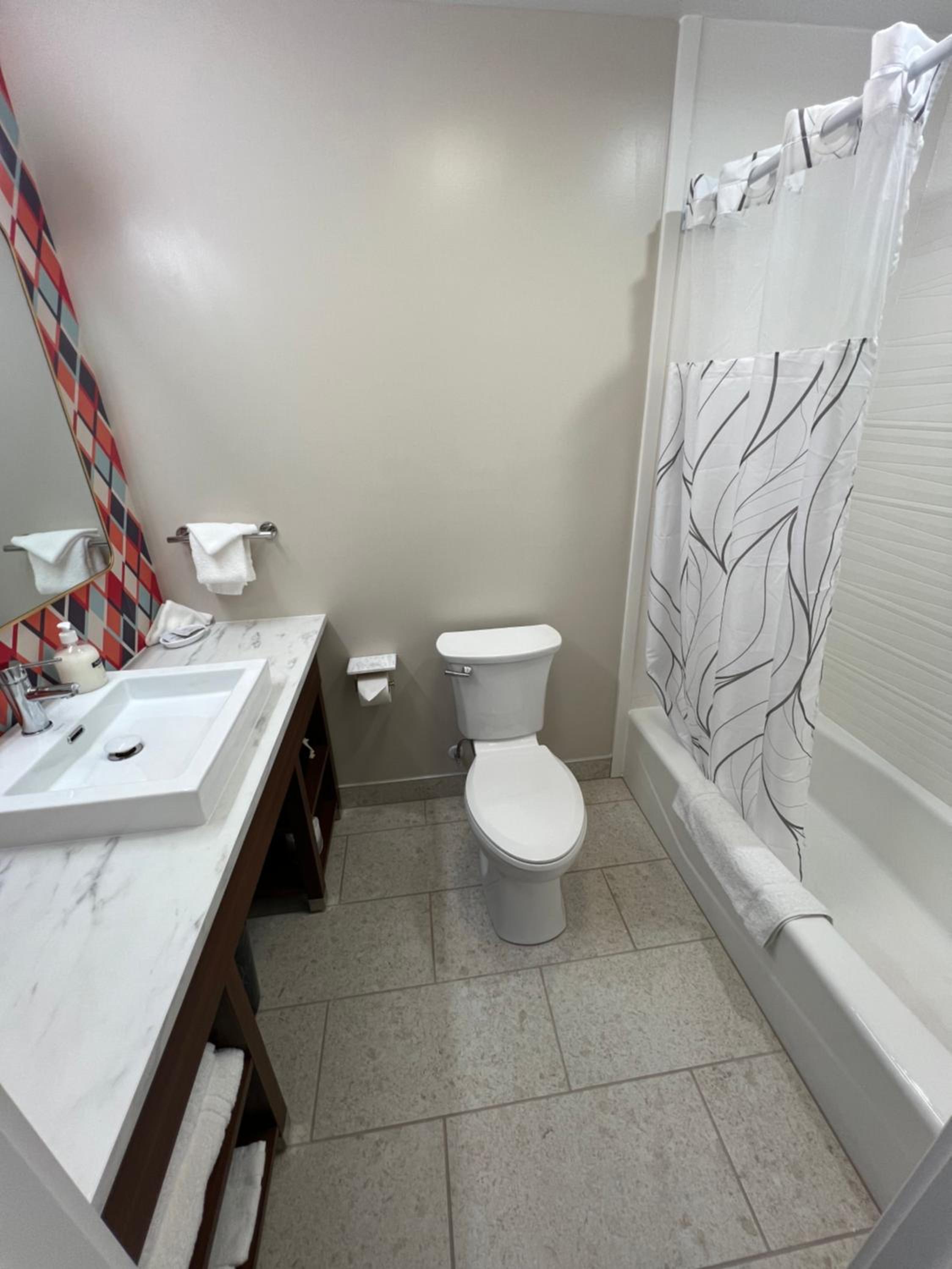 Lighthouse Suites