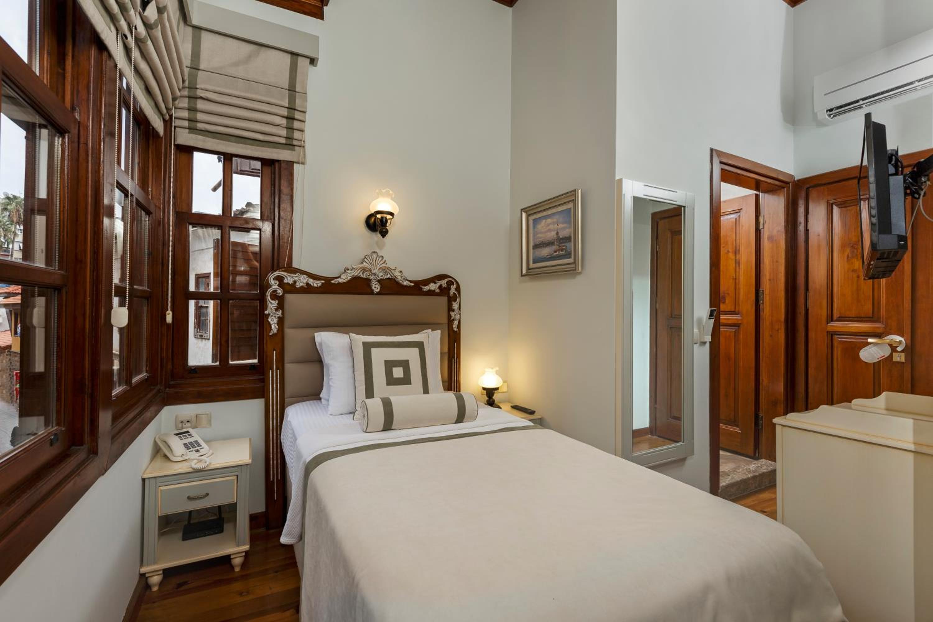 Hotel 1207 Special Class - Image 63