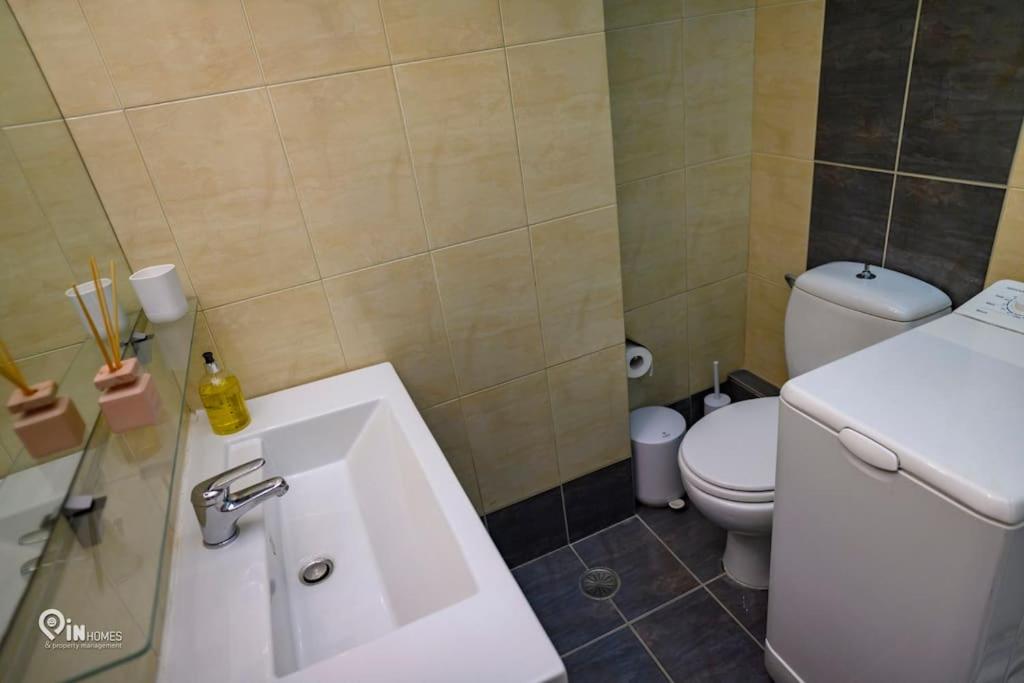 Thyme Out - Modern Apartment in Egaleo-Athens