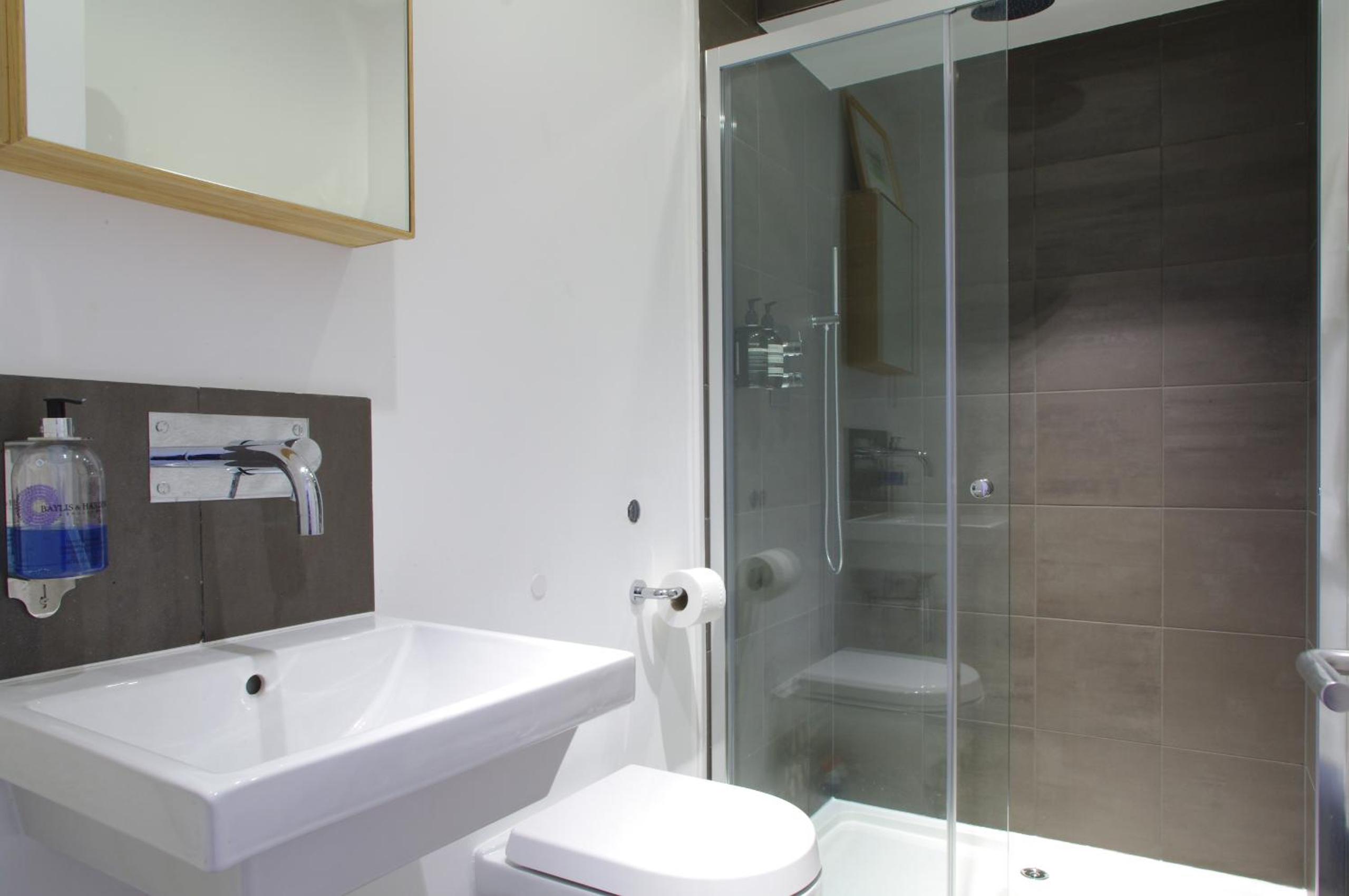 Elegant Clerkenwell Apartment Premium Roof Terrace