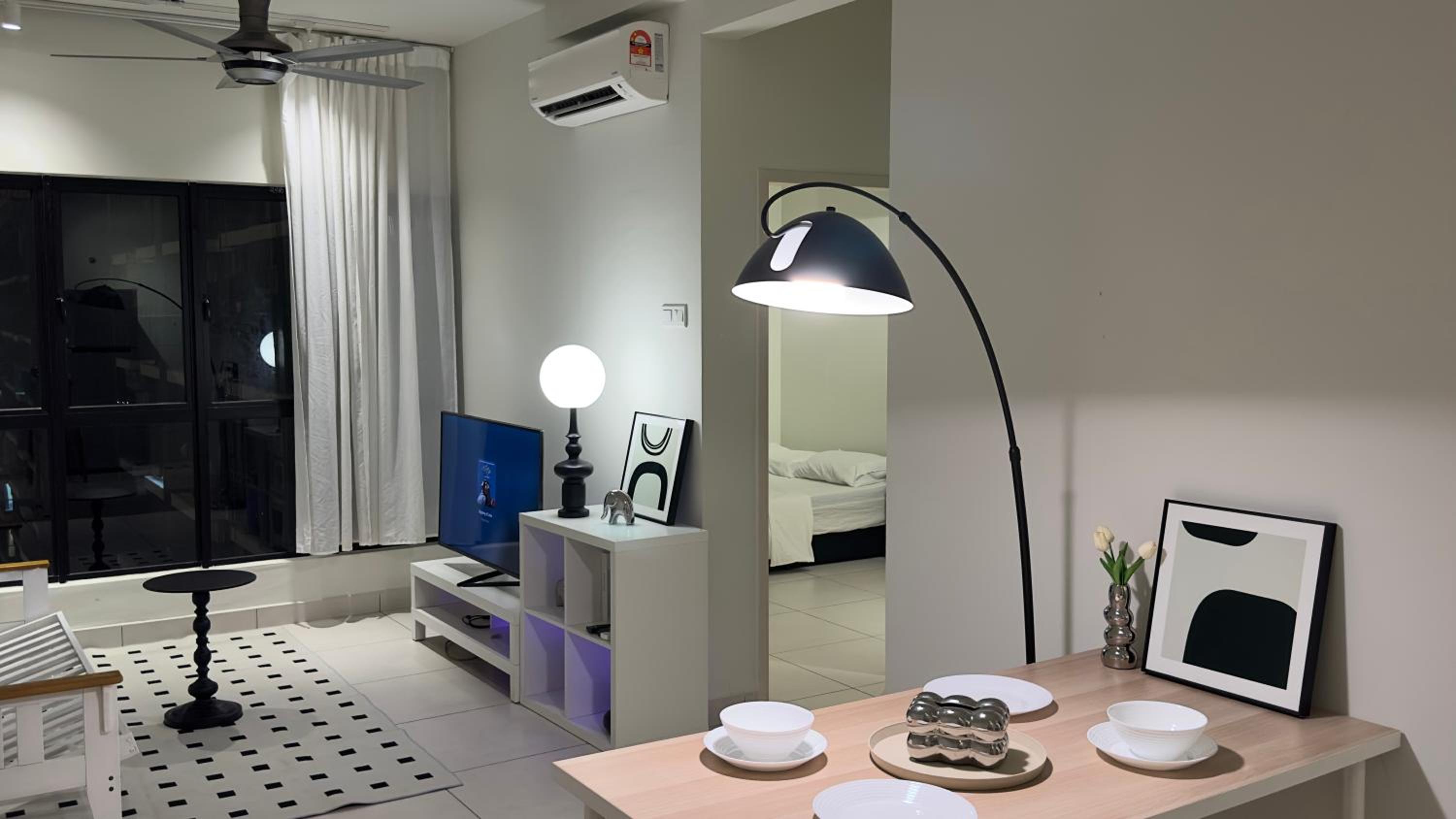 MRT asthetic condo