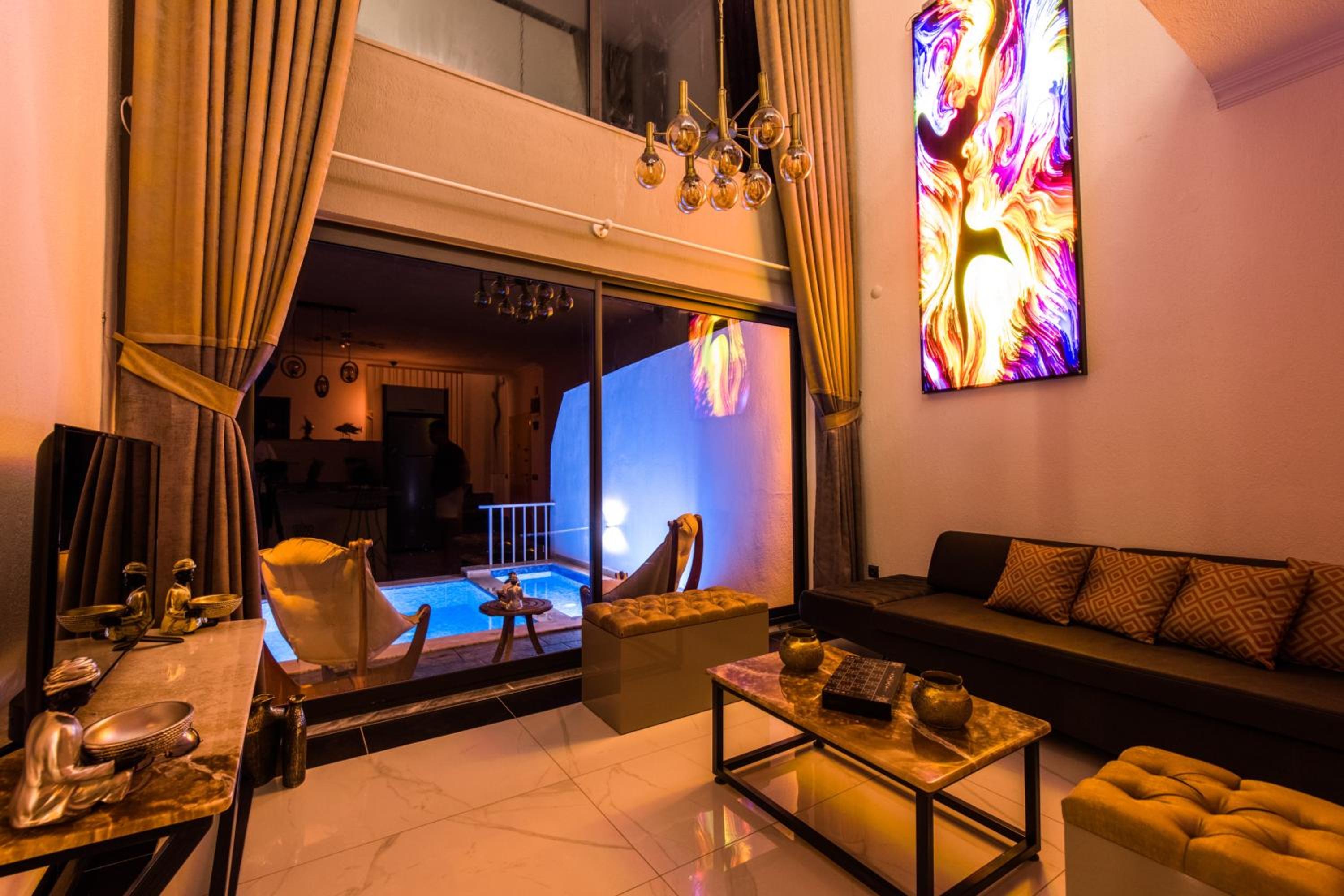 lounge
