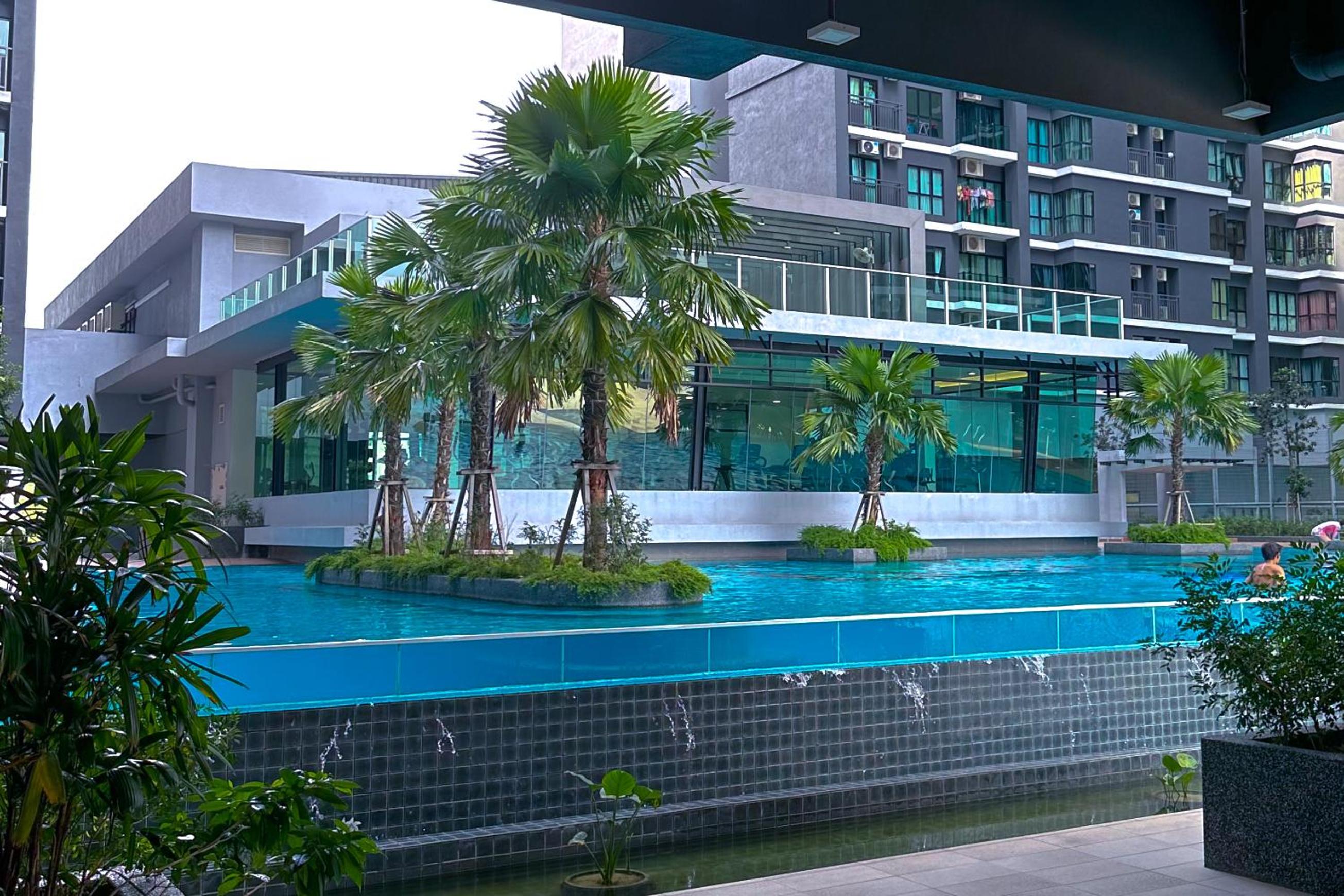 MRT asthetic condo