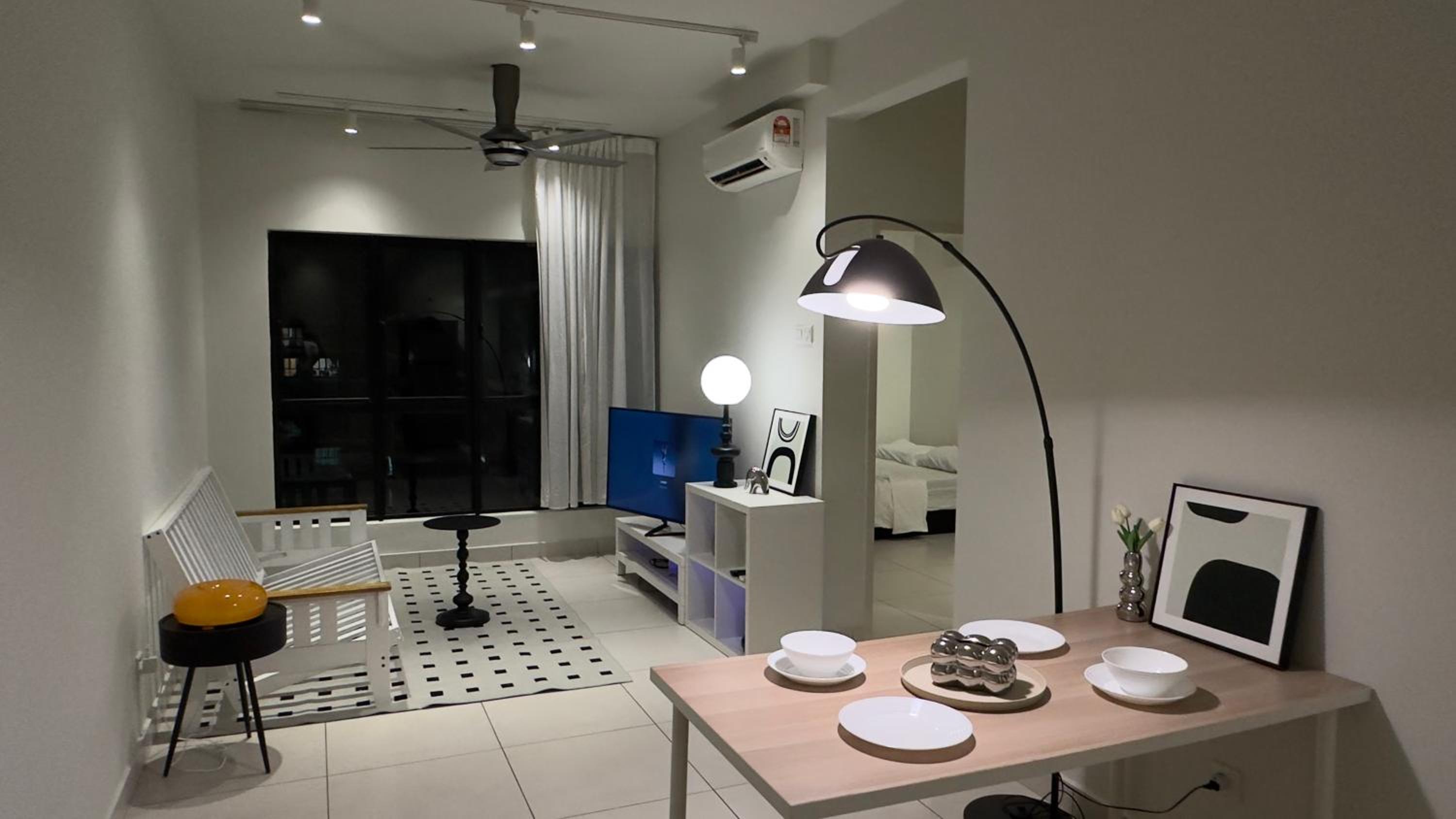 MRT asthetic condo