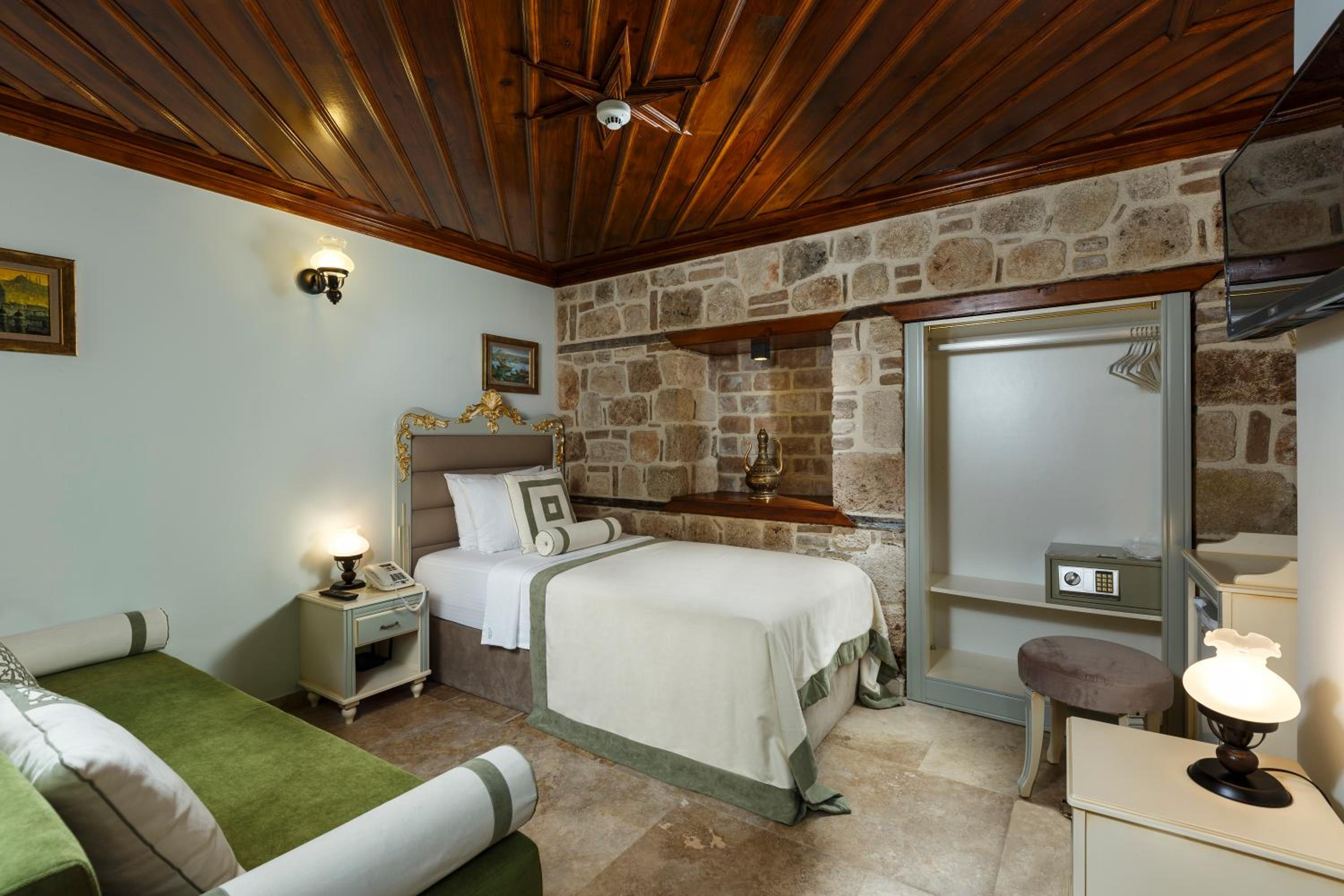 Hotel 1207 Special Class - Image 52