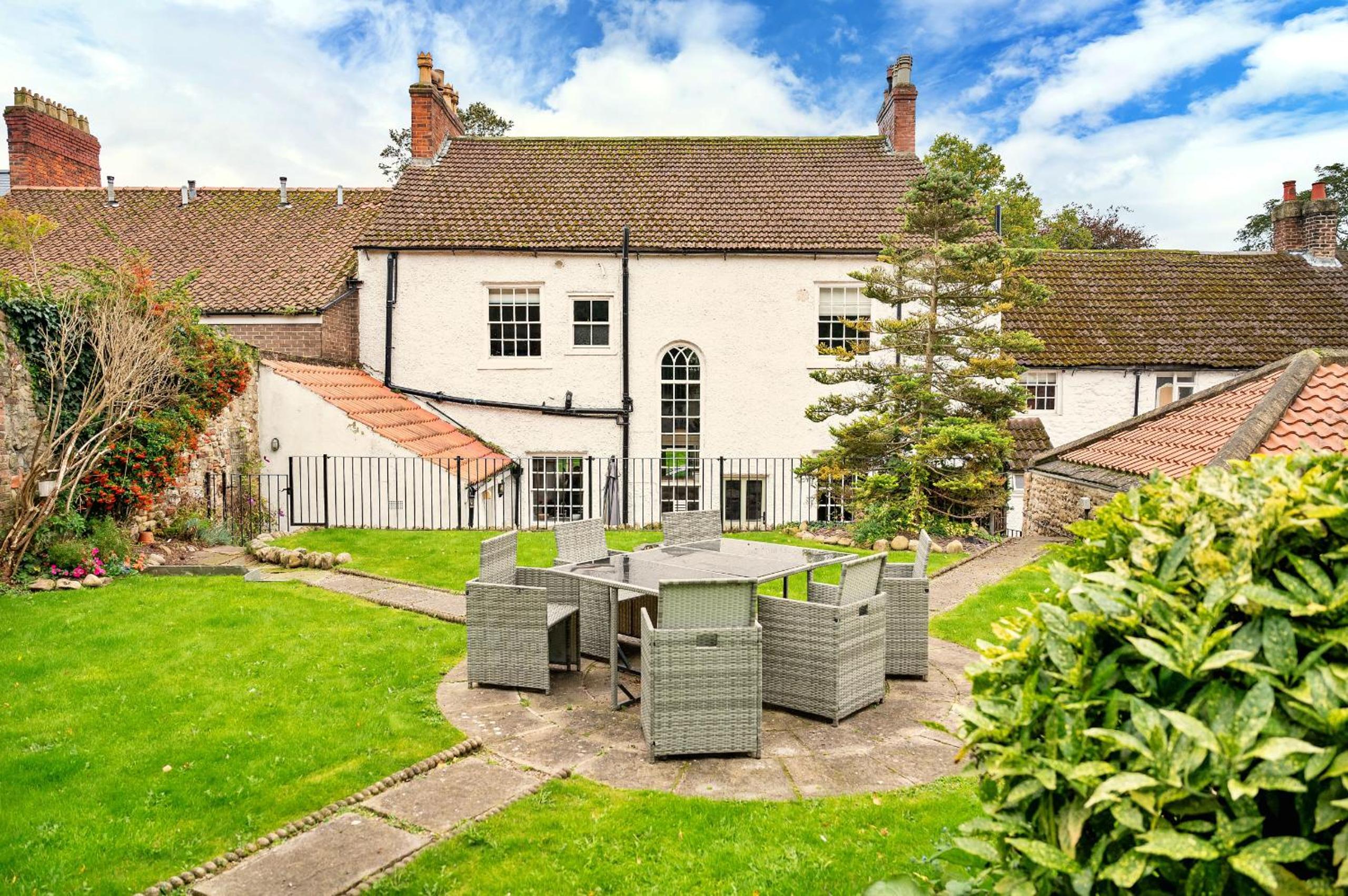 Finest Retreats - Low Green Cottage view 3
