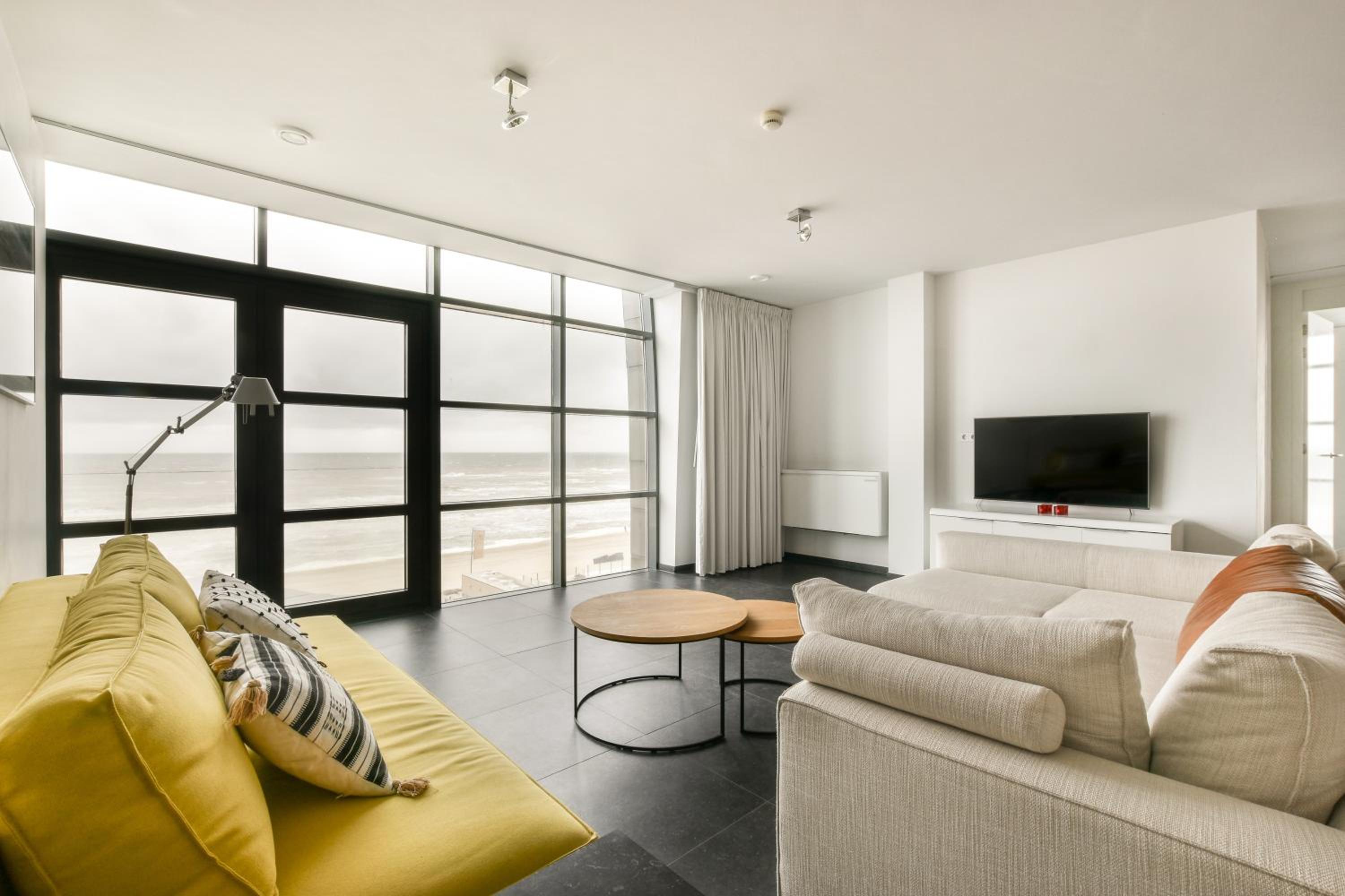 Appartement met frontaal zeezicht in Bloemendaal view 4