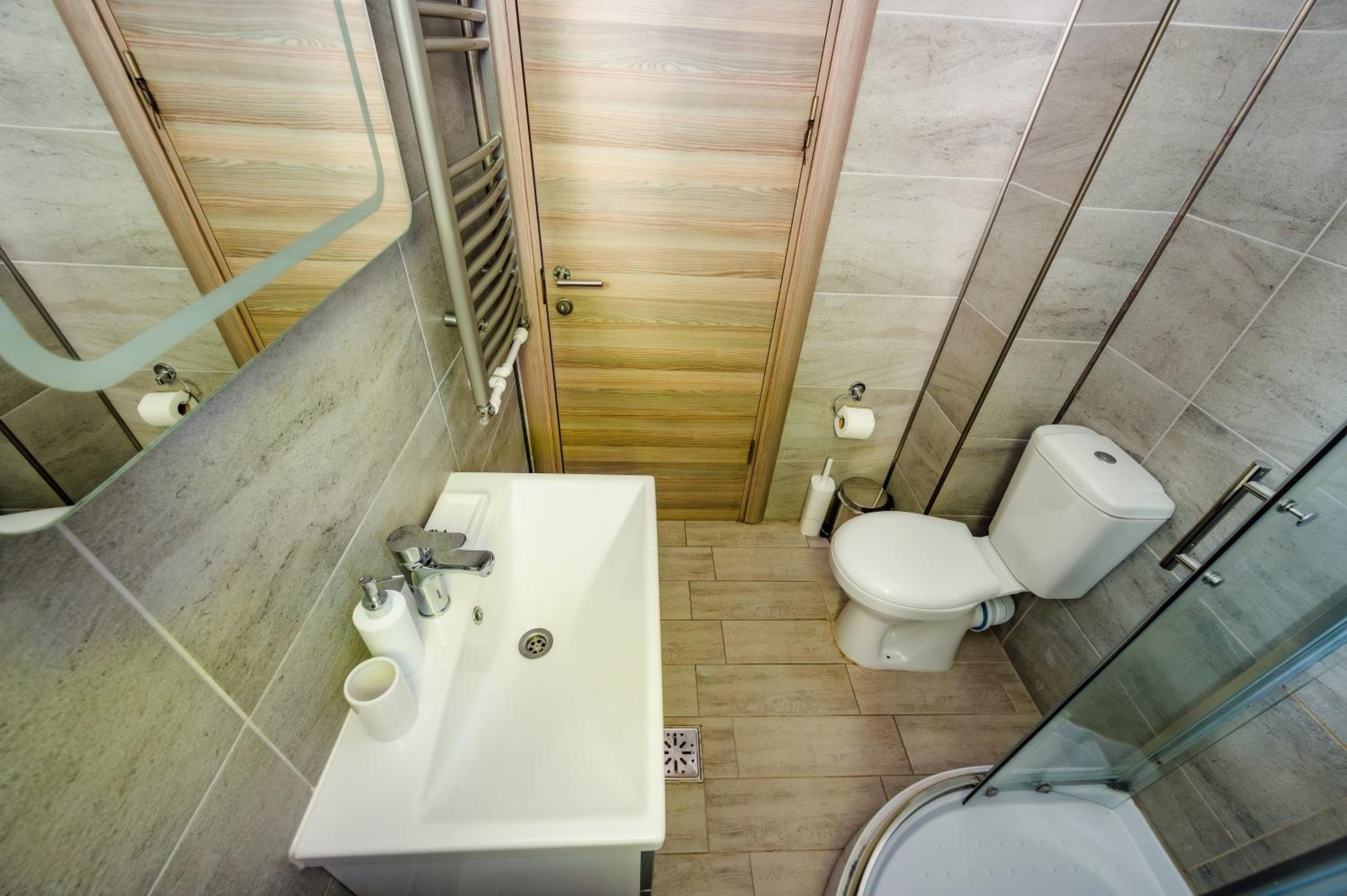 Photo 11