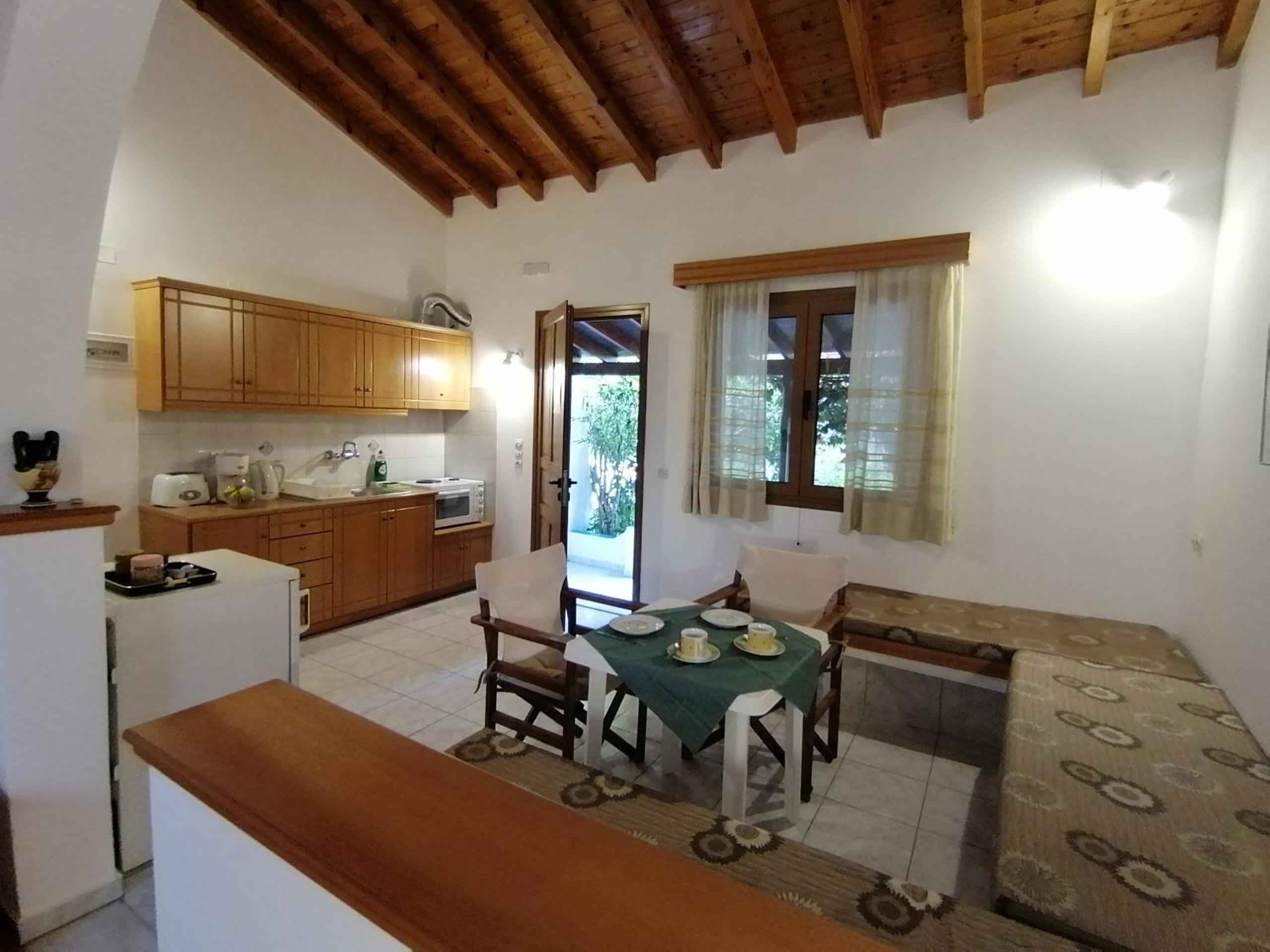 Studios Ioanna Limnionas Samos
