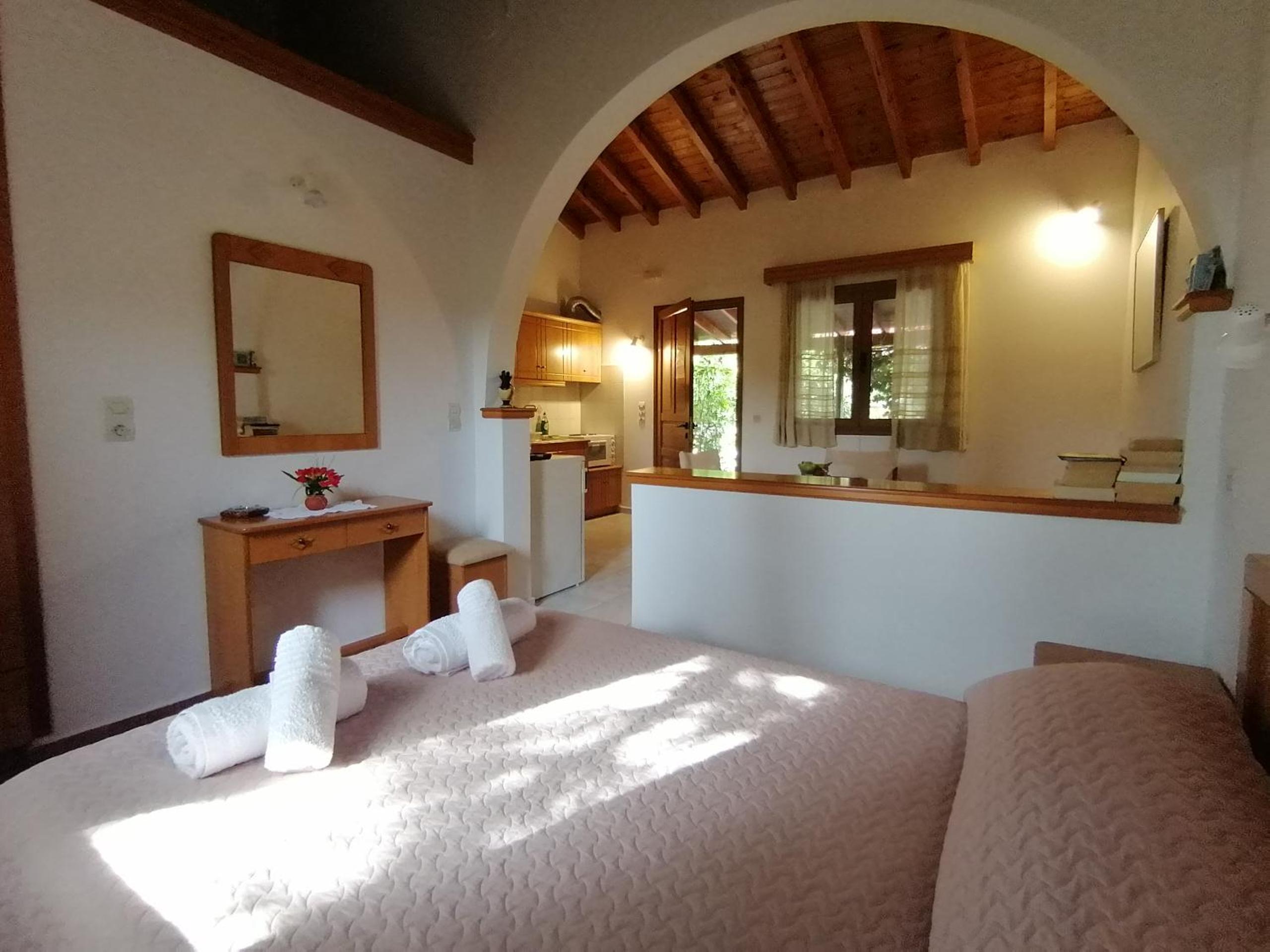 Studios Ioanna Limnionas Samos