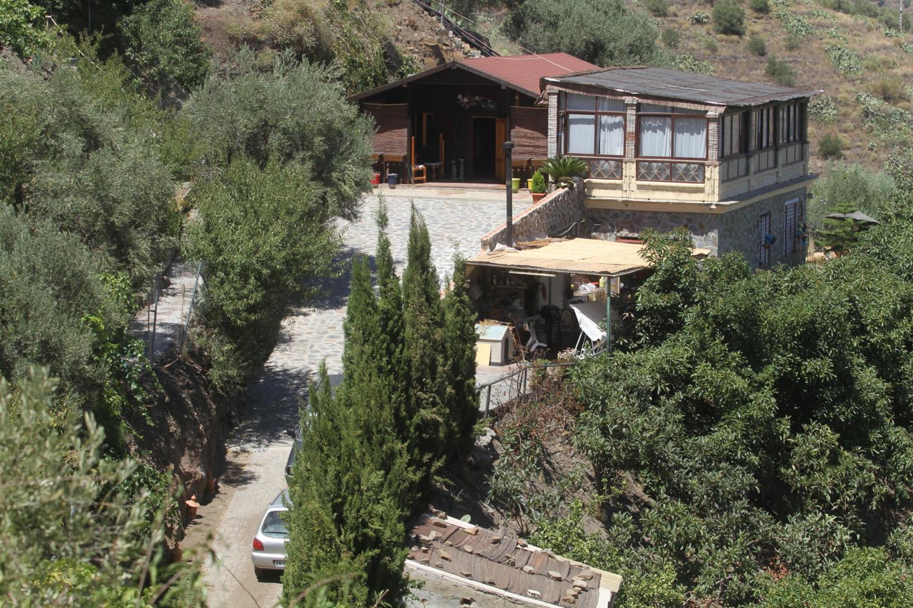 CASA LUXURY MADERA EN LAS MONTAÑAS DE TORROx